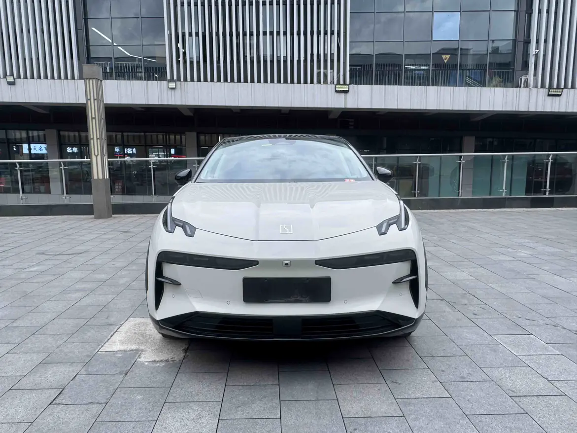 ZEEKR X  из Китая