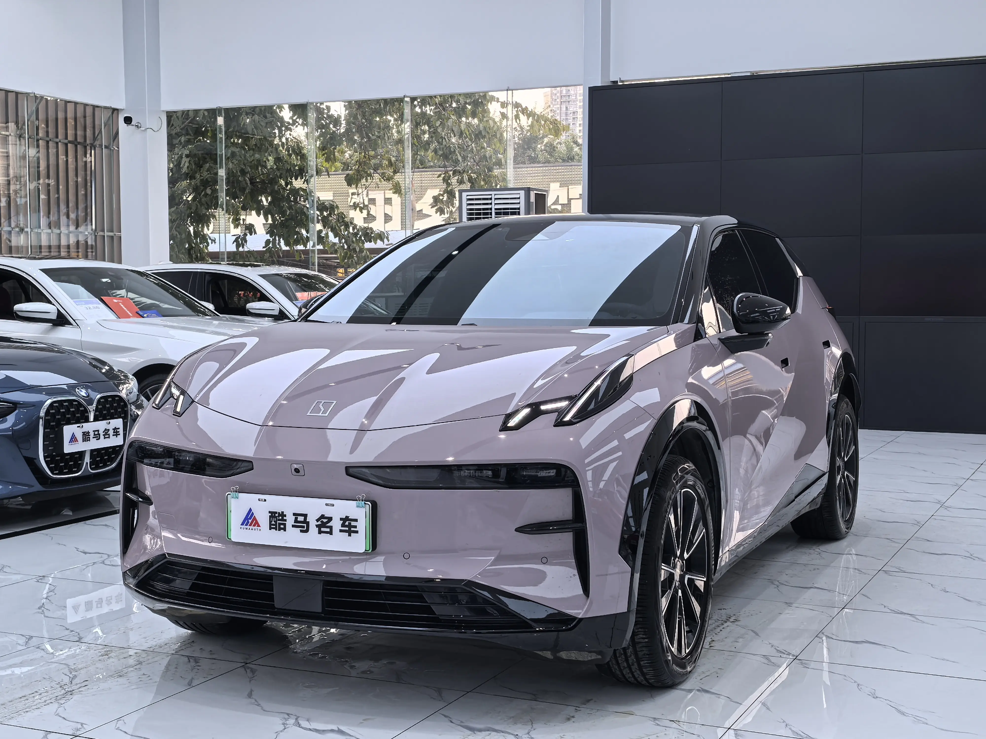 ZEEKR X  из Китая