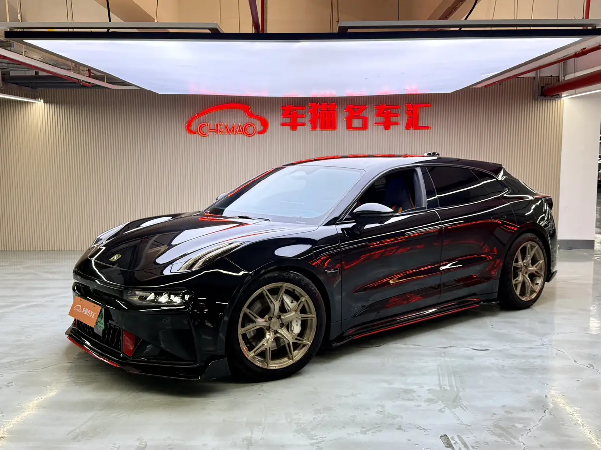 ZEEKR 001