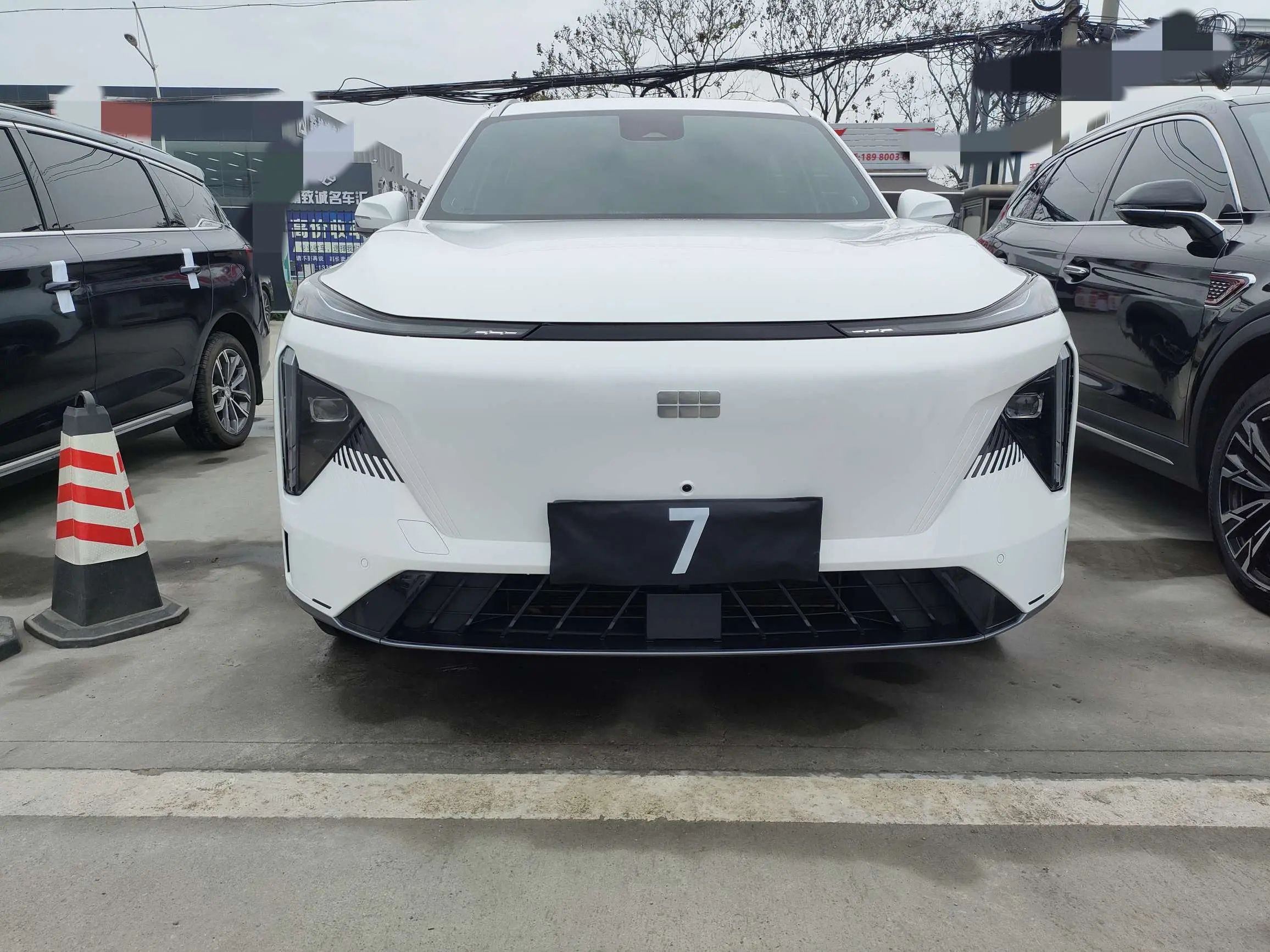 Geely Galaxy L7  из Китая