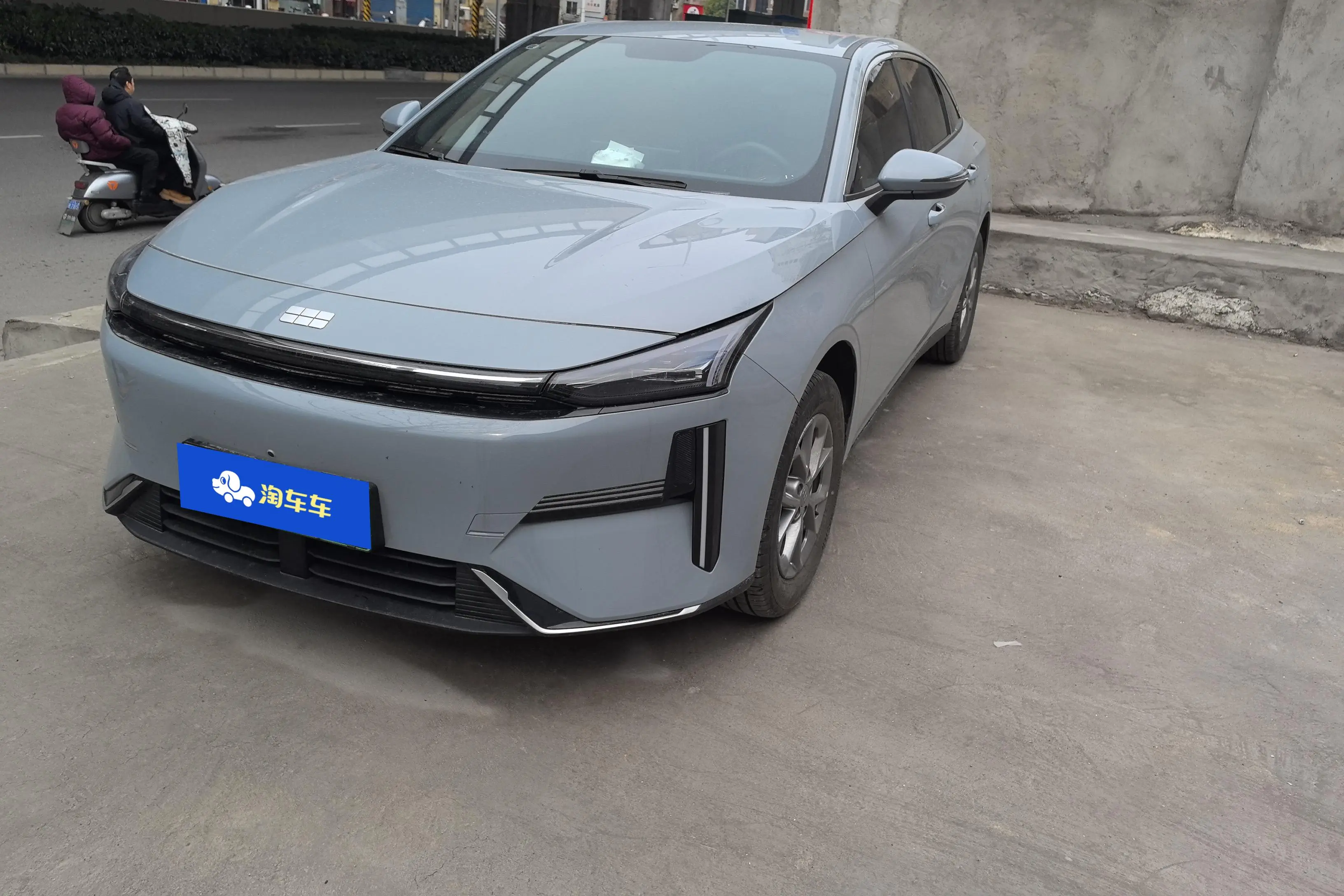 Geely Galaxy L6