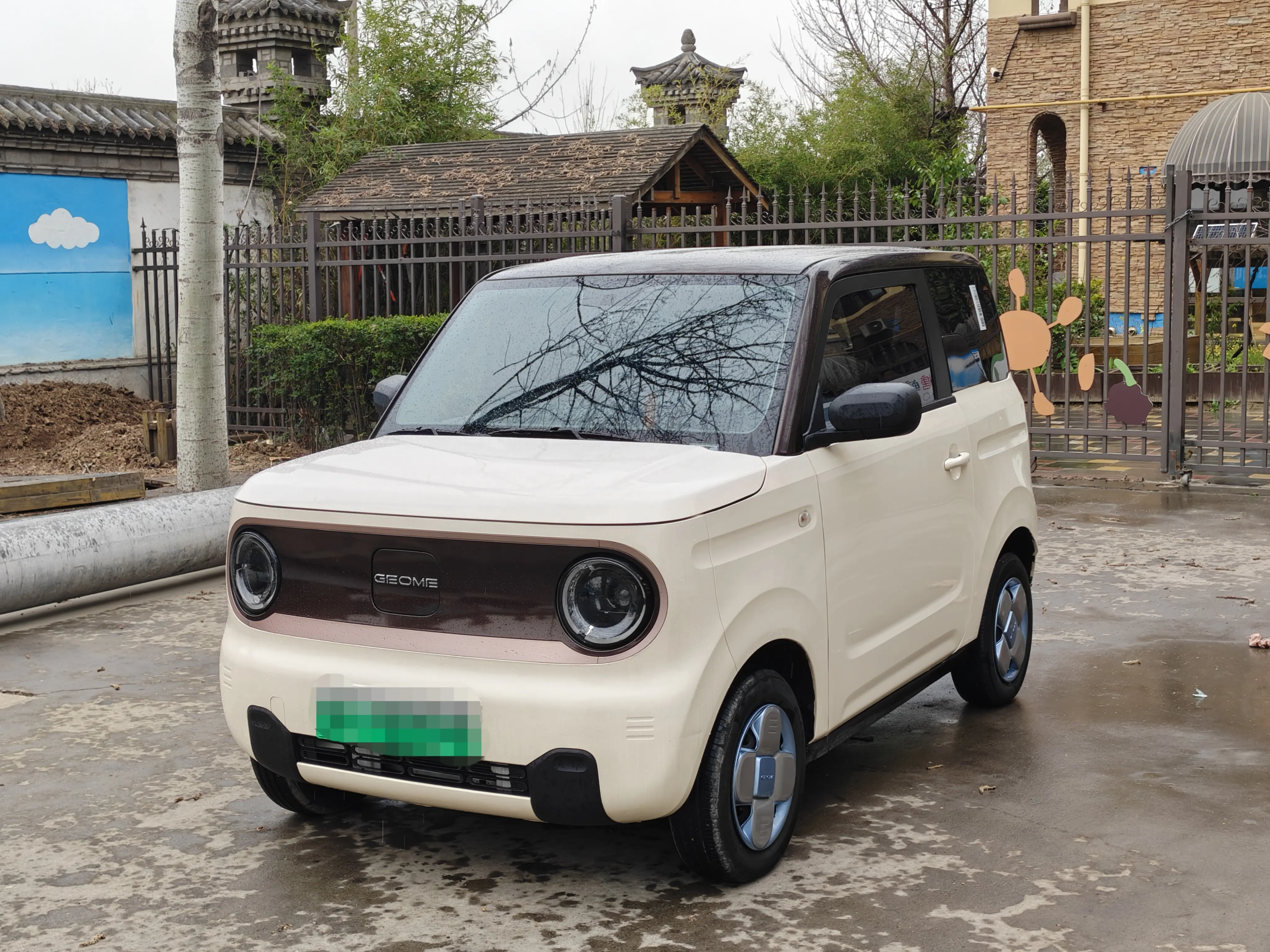 Geely Panda  из Китая