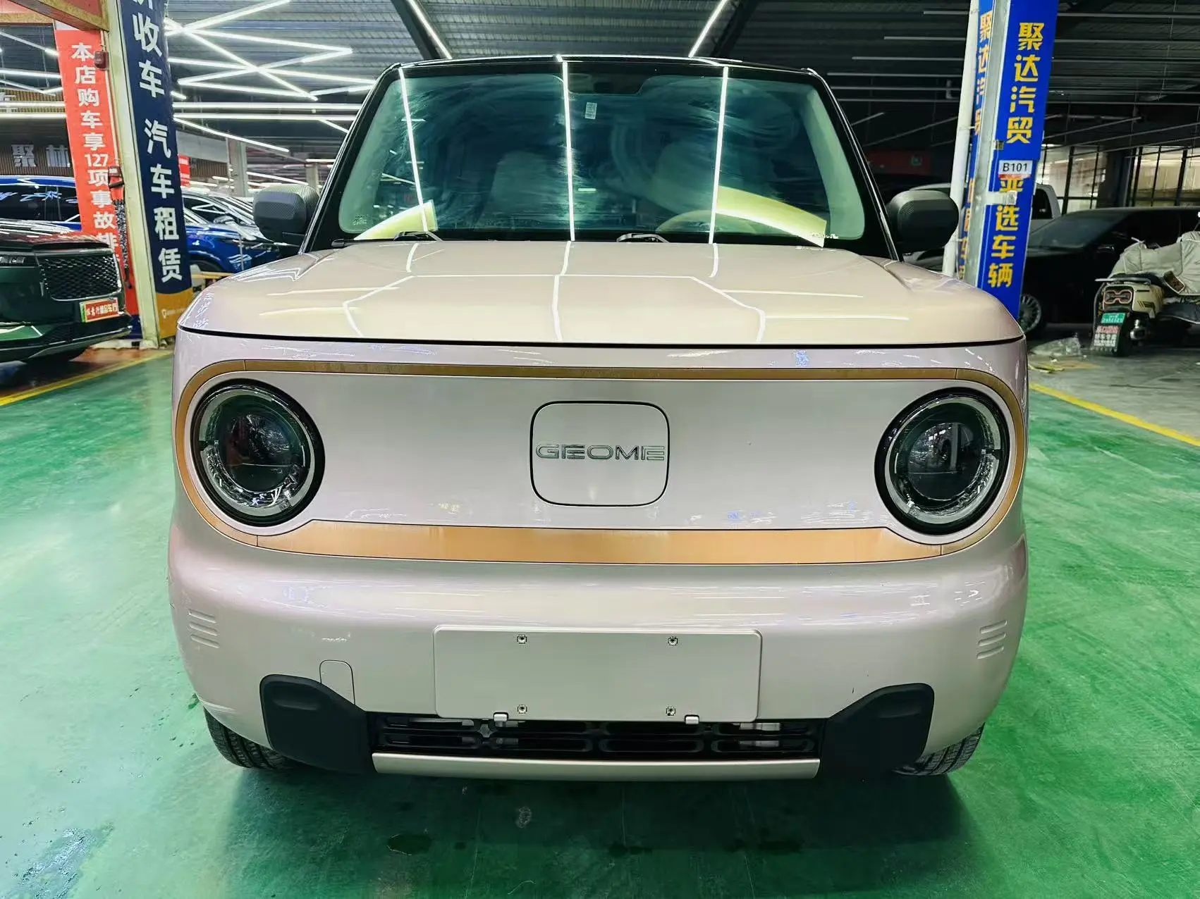 Geely Panda  из Китая