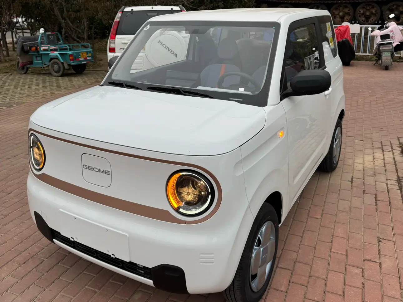 Geely Panda  из Китая