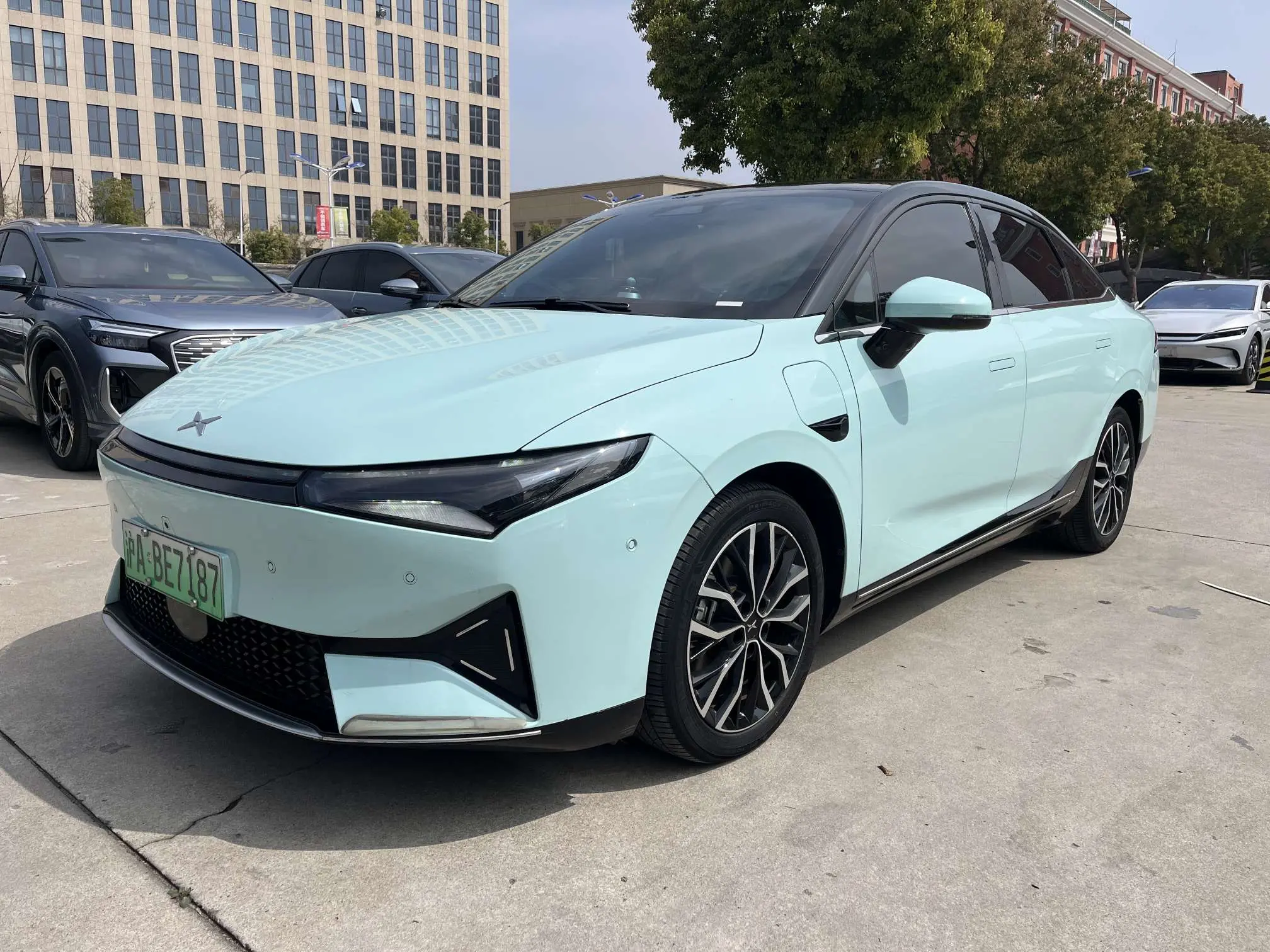 Xpeng P5