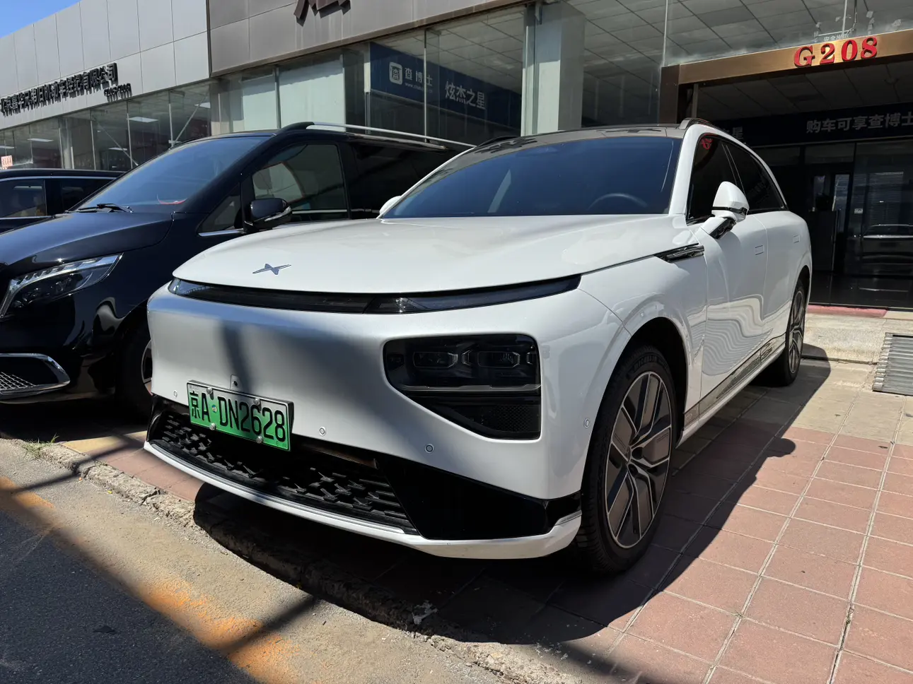 Xpeng G9