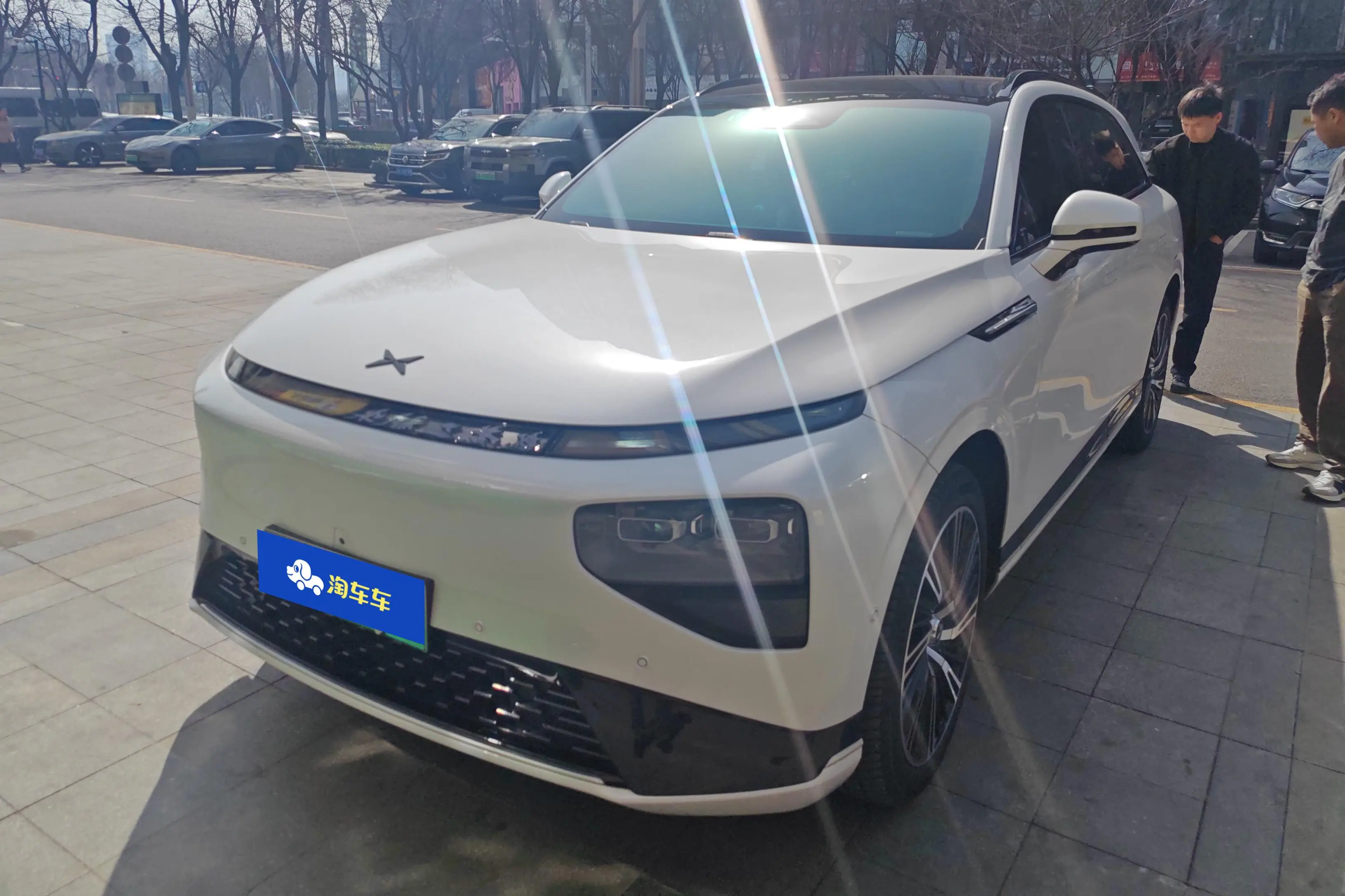Xpeng G9