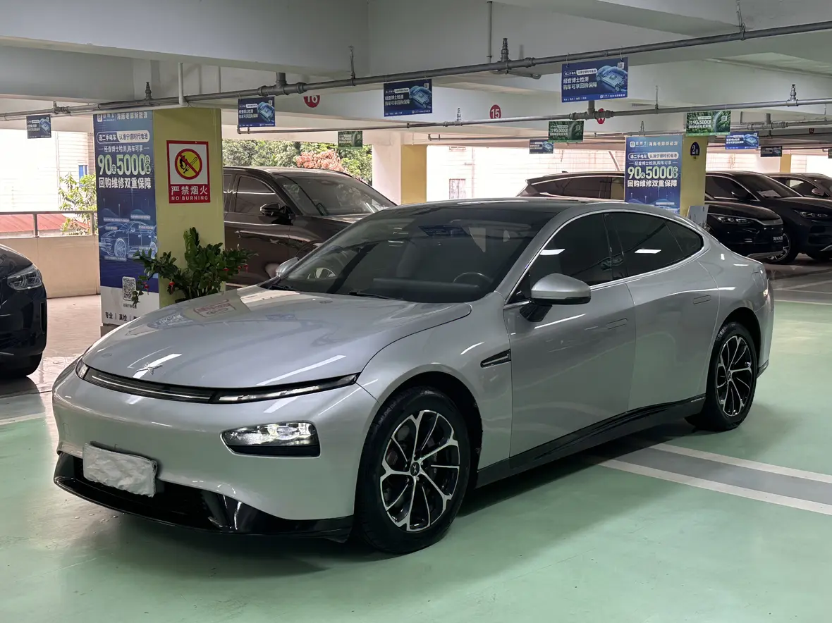 Xpeng P7