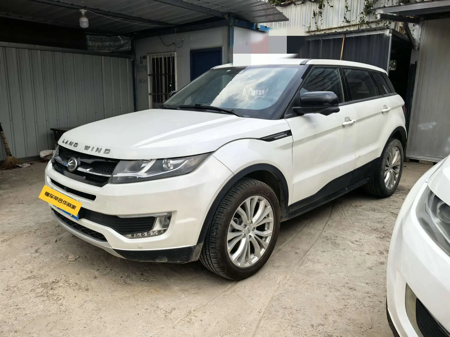 Lu Feng Landwind X7