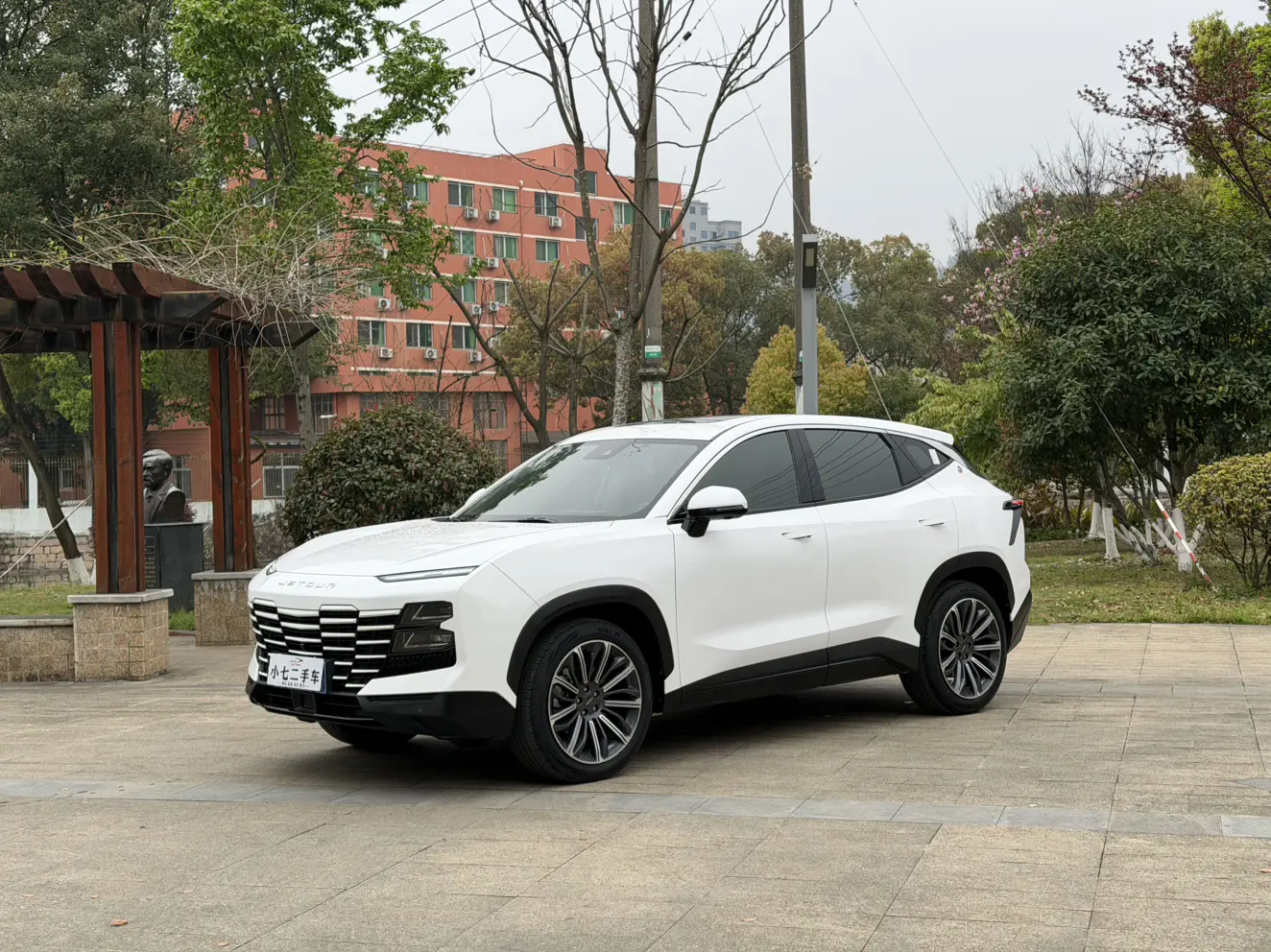 Jetour Dashing  из Китая