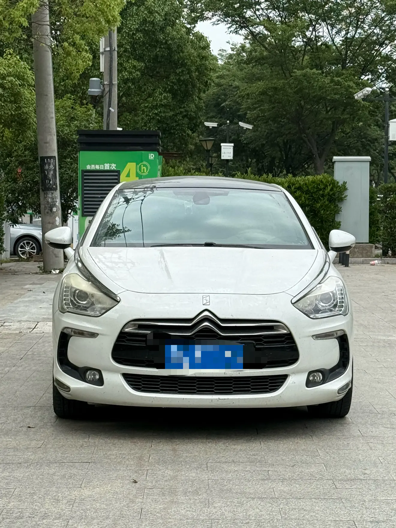 DS 5  из Китая