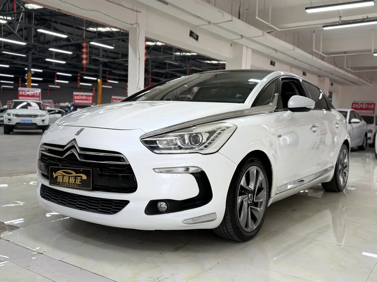 DS 5  из Китая