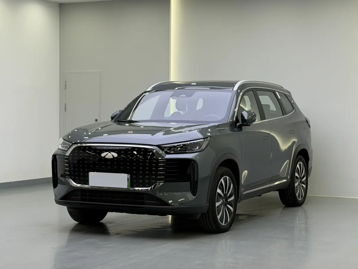 Chery Fengyun T8