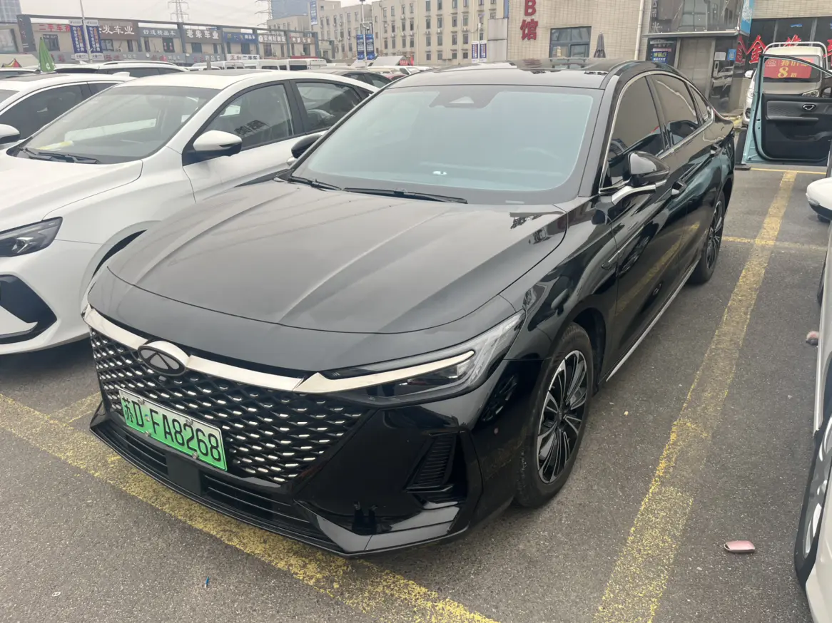 Chery Fengyun A8