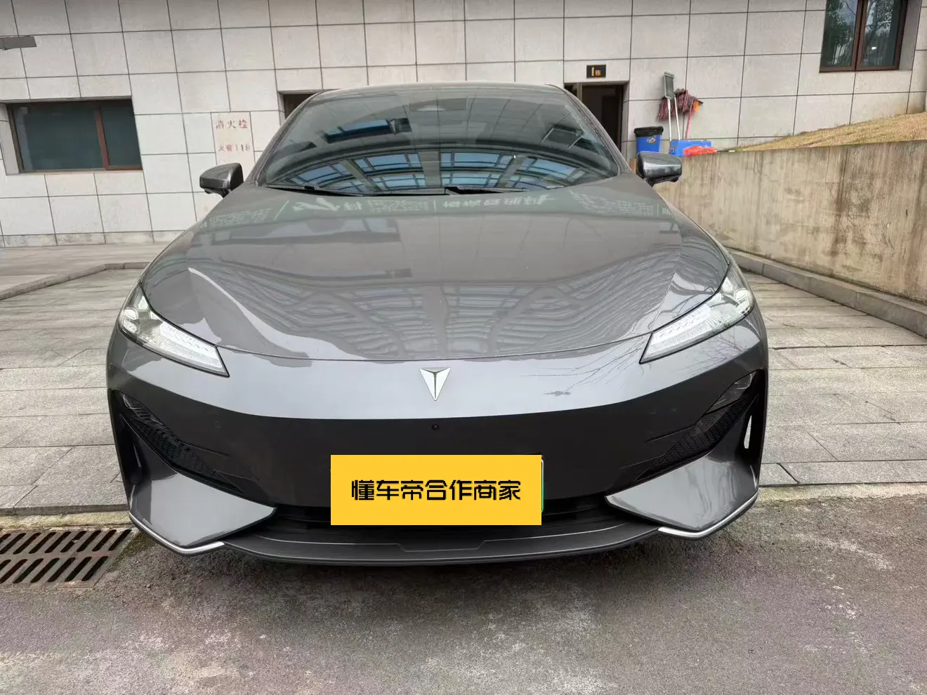 Deepal Dark blue SL03  из Китая