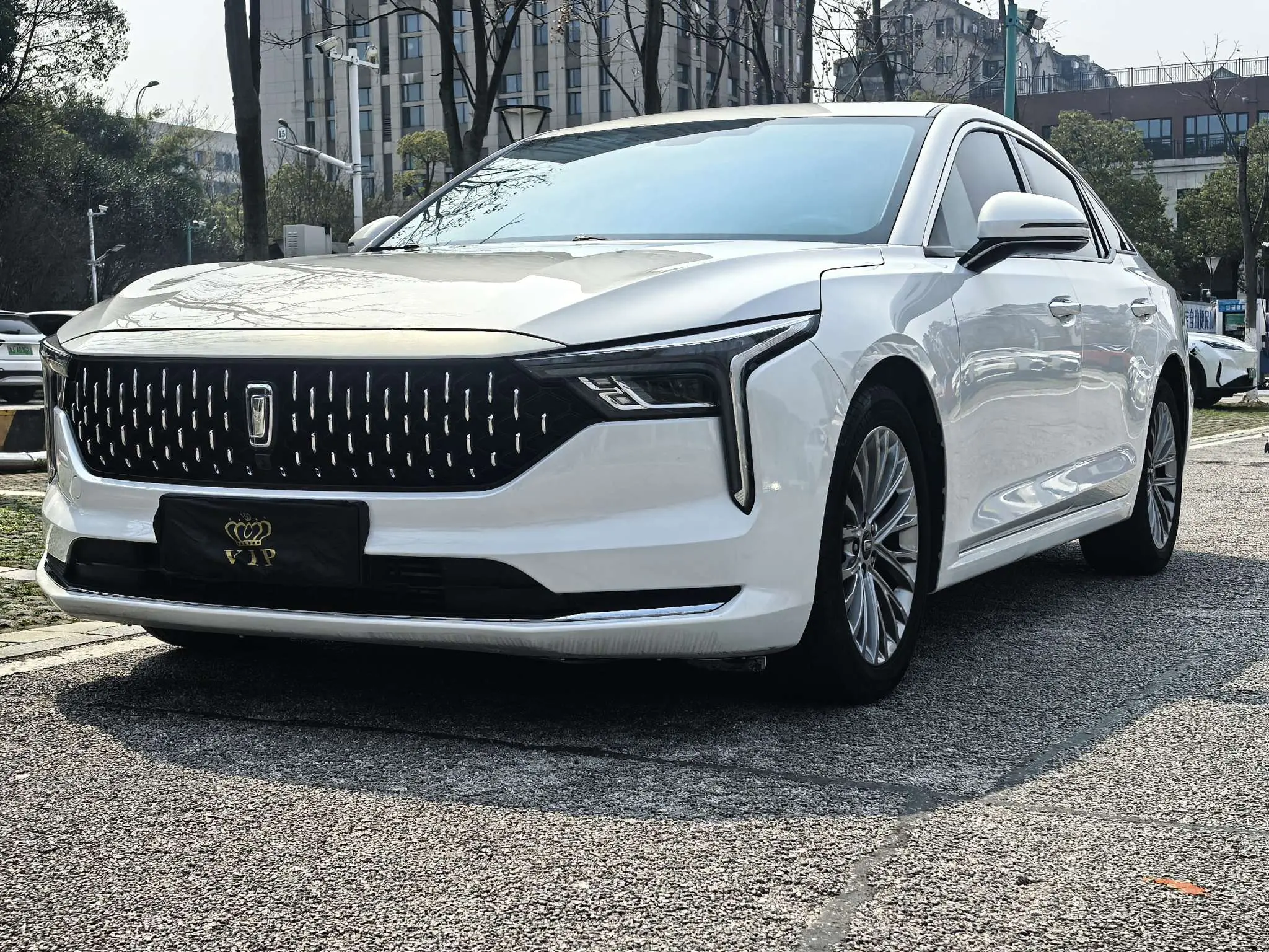 FAW Bestune B70 (Besturn B70)  из Китая