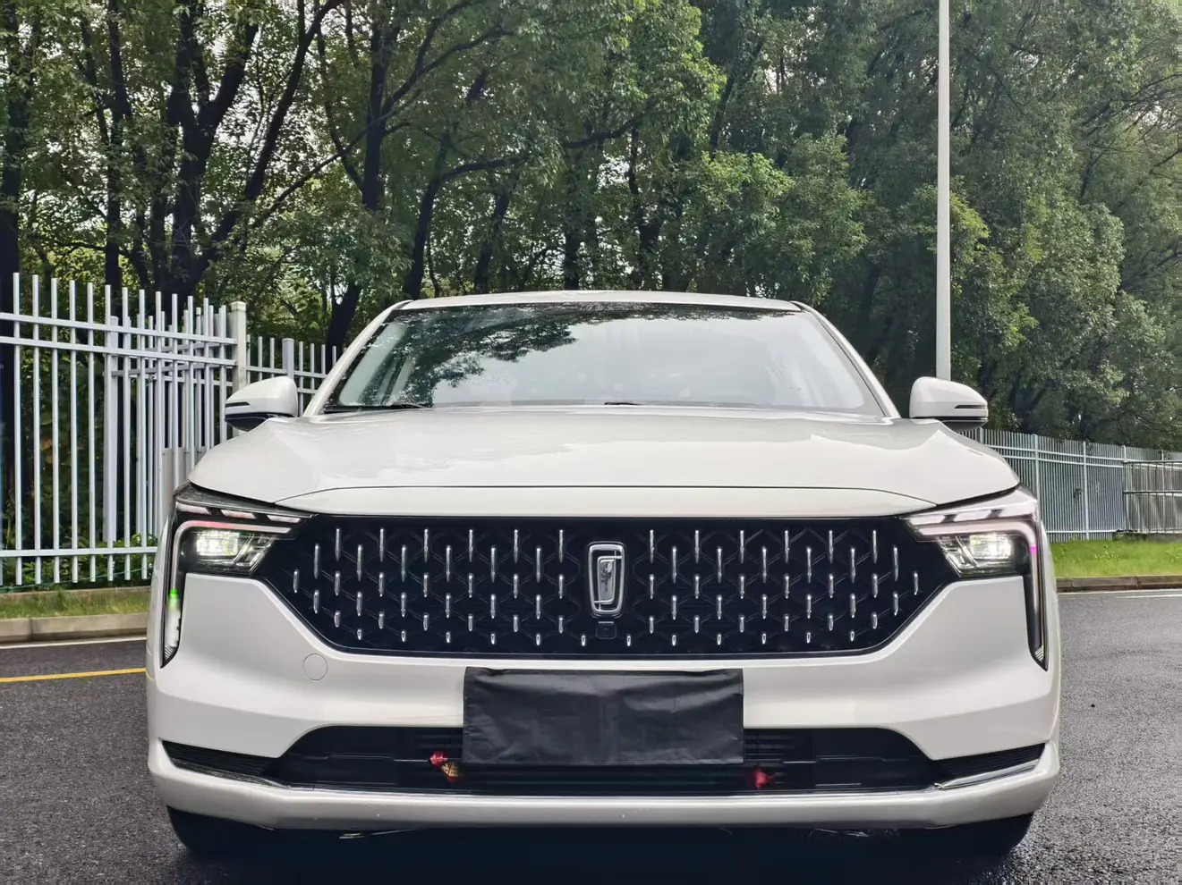 FAW Bestune B70 (Besturn B70)  из Китая