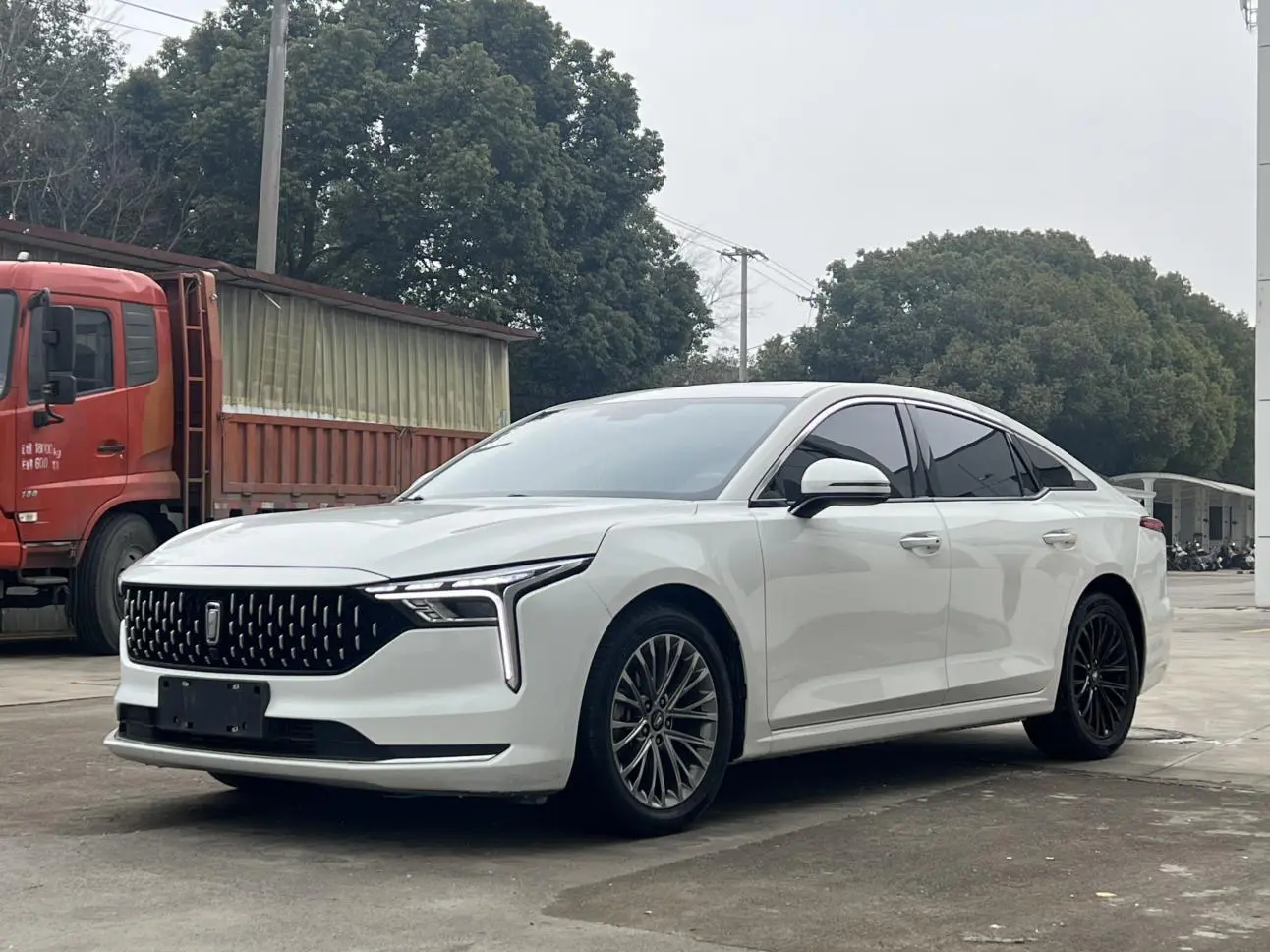 FAW Bestune B70 (Besturn B70)  из Китая