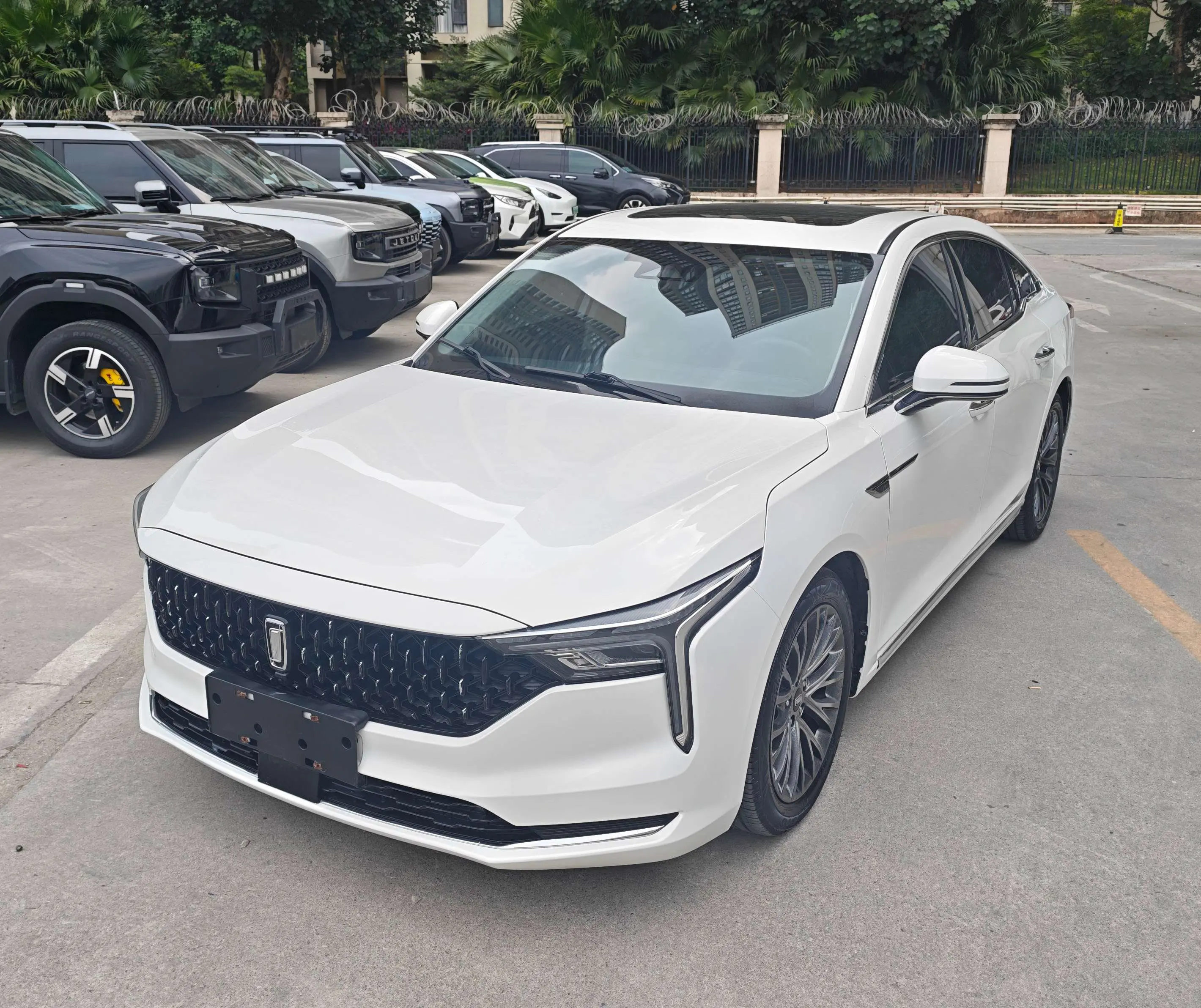 FAW Bestune B70 (Besturn B70)  из Китая