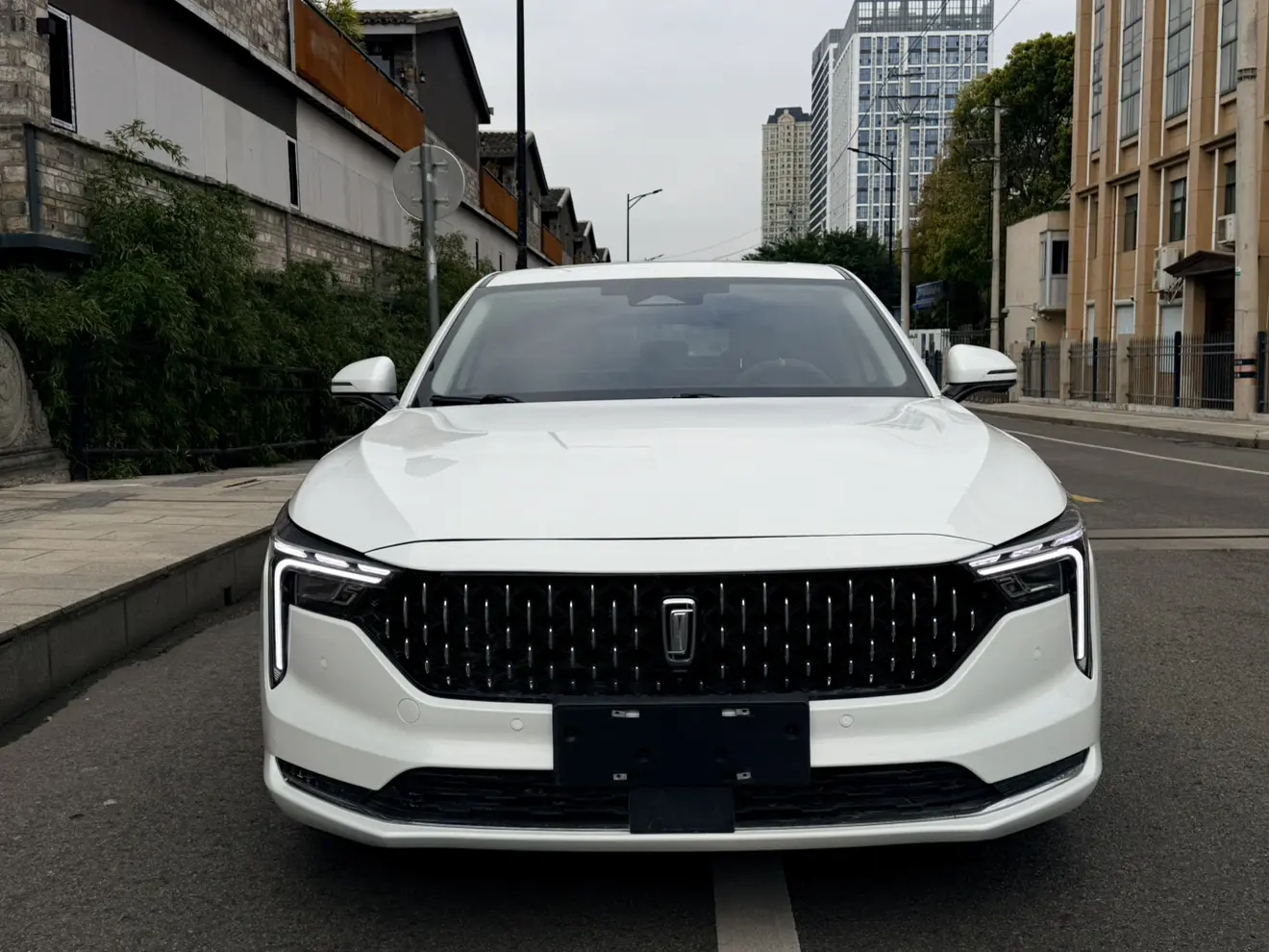 FAW Bestune B70 (Besturn B70)  из Китая