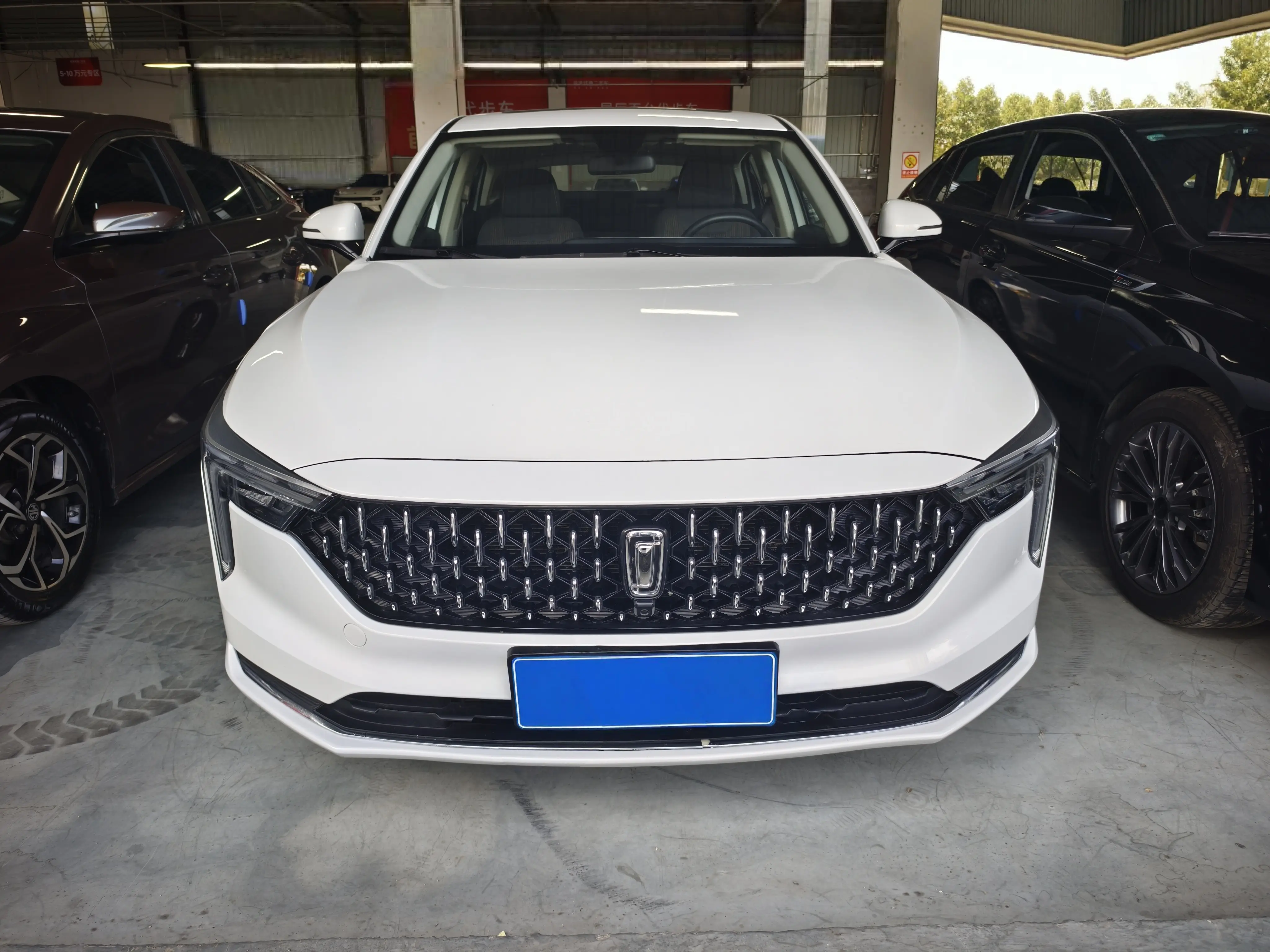 FAW Bestune B70 (Besturn B70)  из Китая