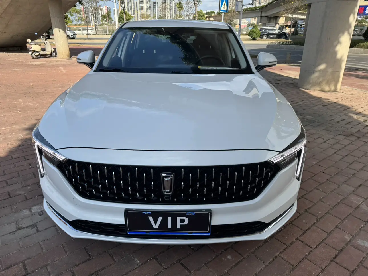 FAW Bestune B70 (Besturn B70)  из Китая