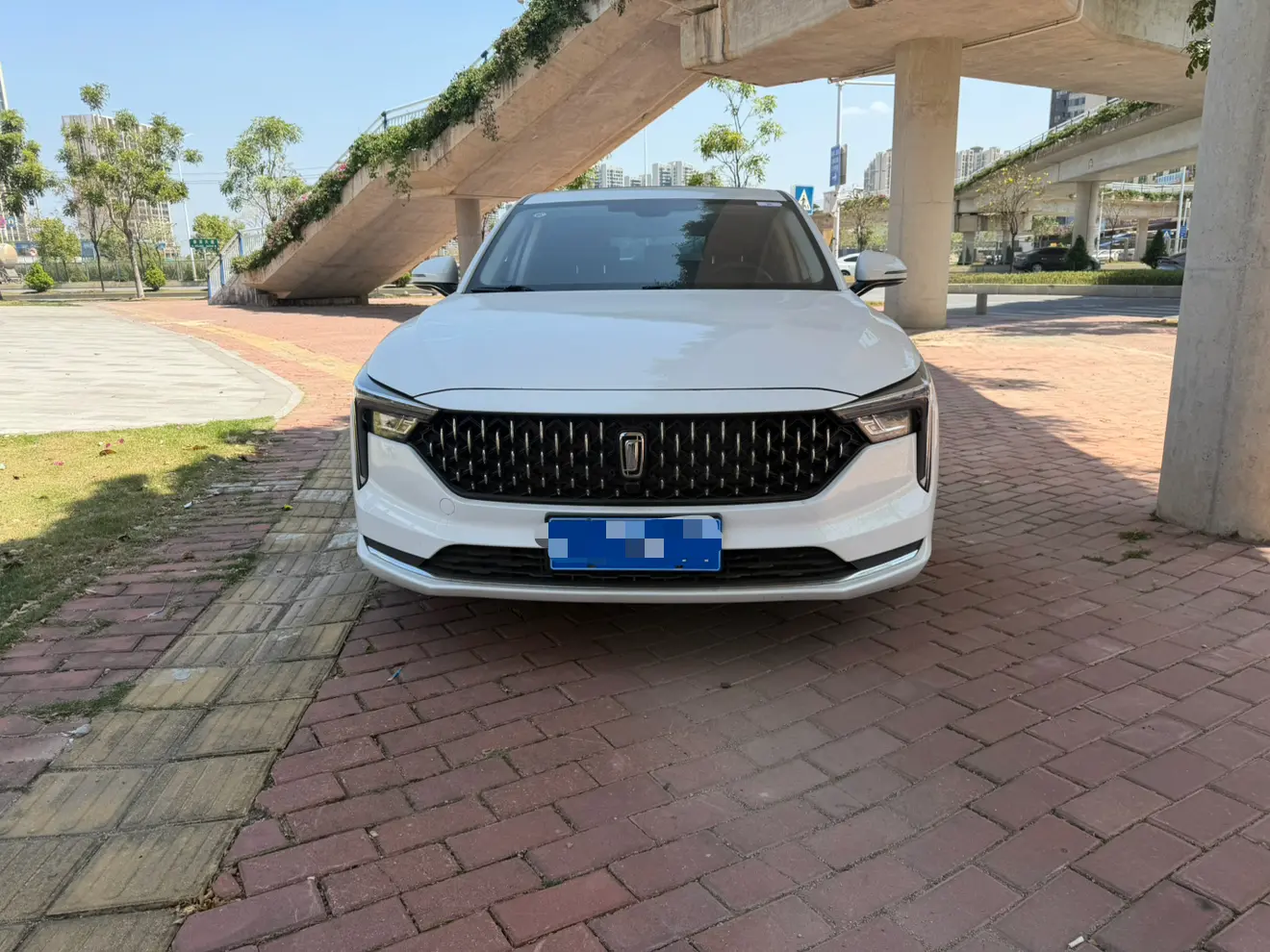 FAW Bestune B70 (Besturn B70)  из Китая