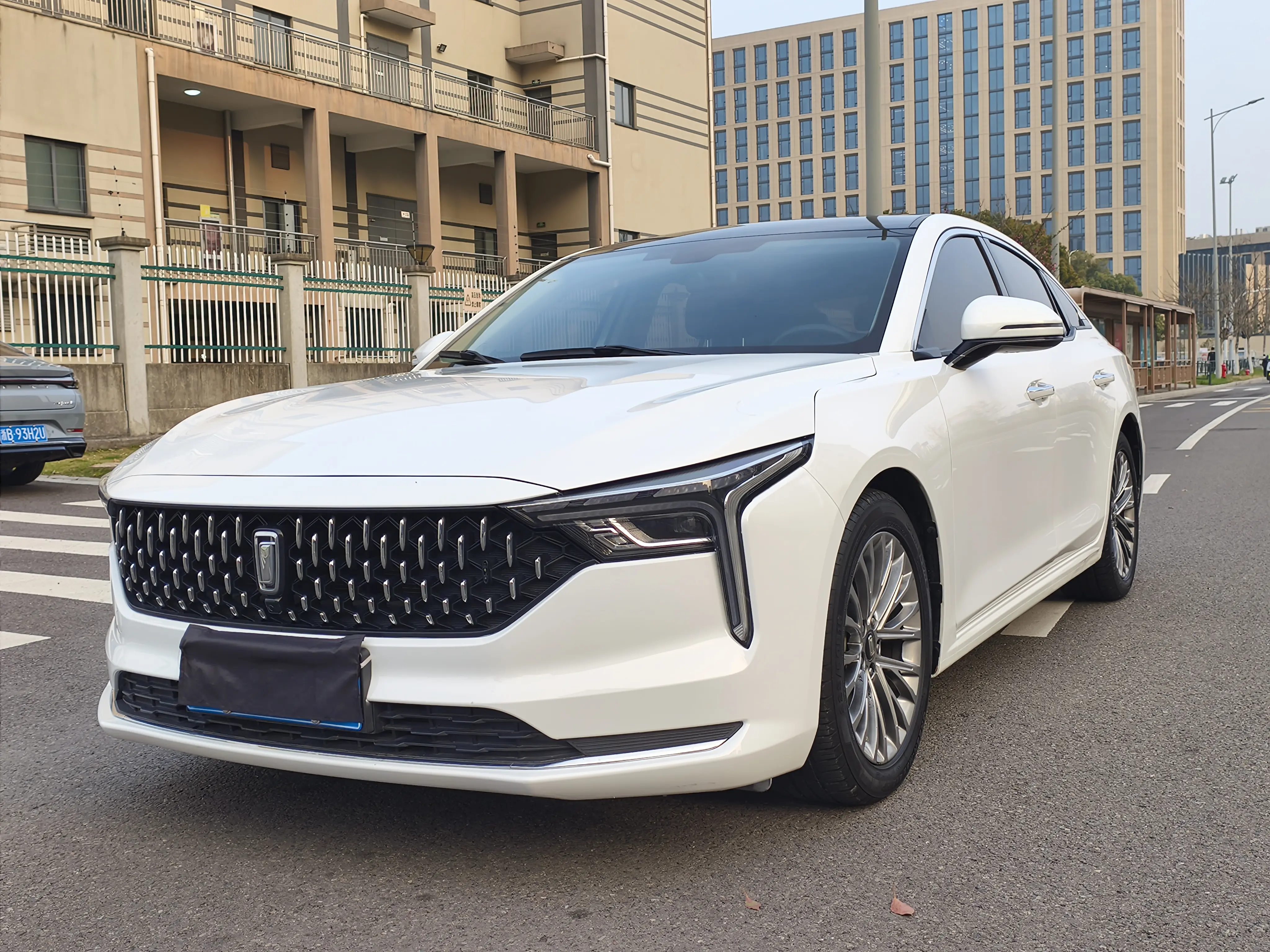 FAW Bestune B70 (Besturn B70)  из Китая