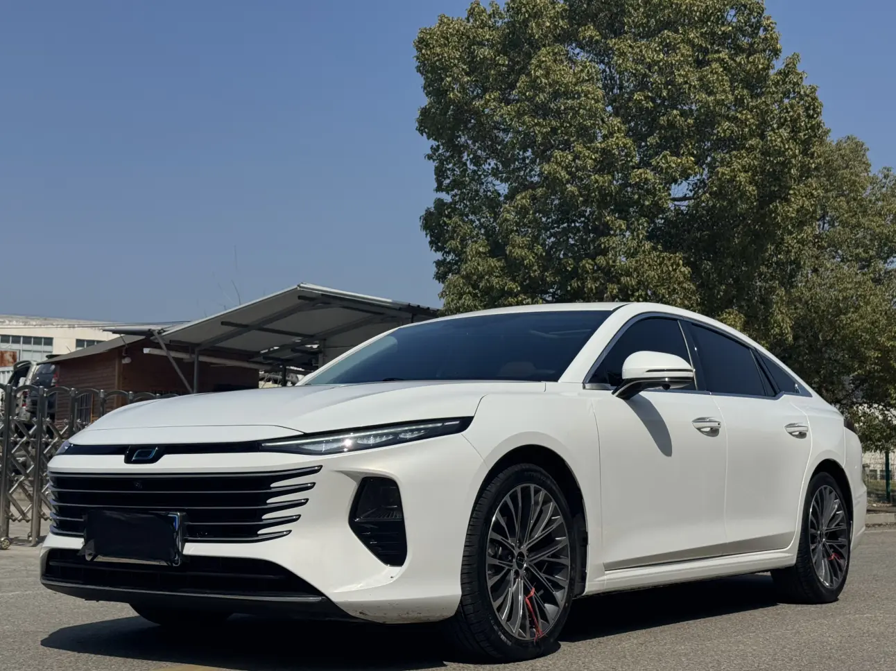 FAW Bestune B70 (Besturn B70)  из Китая