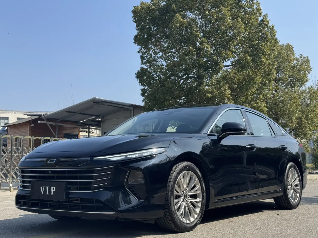 FAW Bestune B70 (Besturn B70)  из Китая