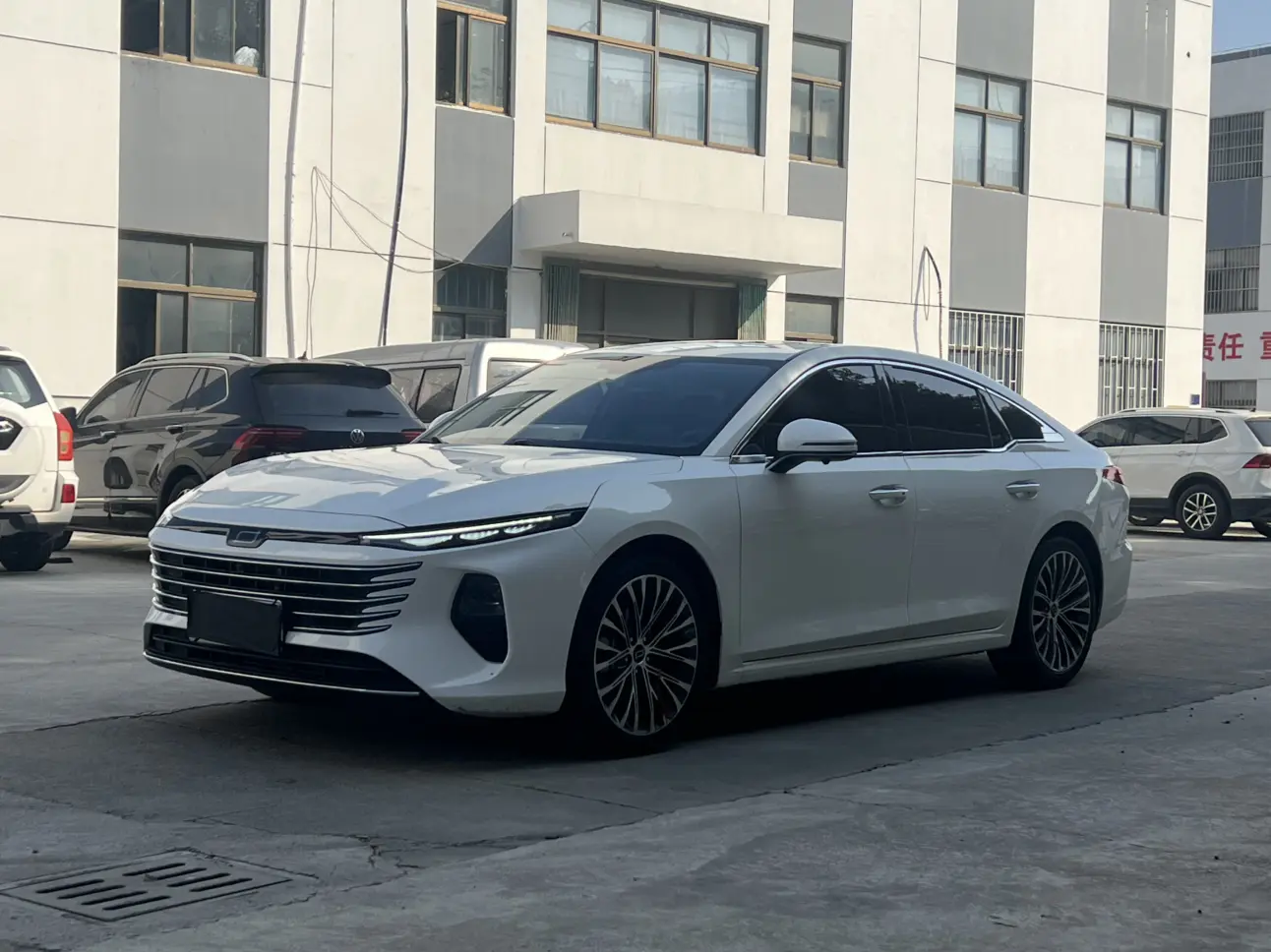 FAW Bestune B70 (Besturn B70)  из Китая