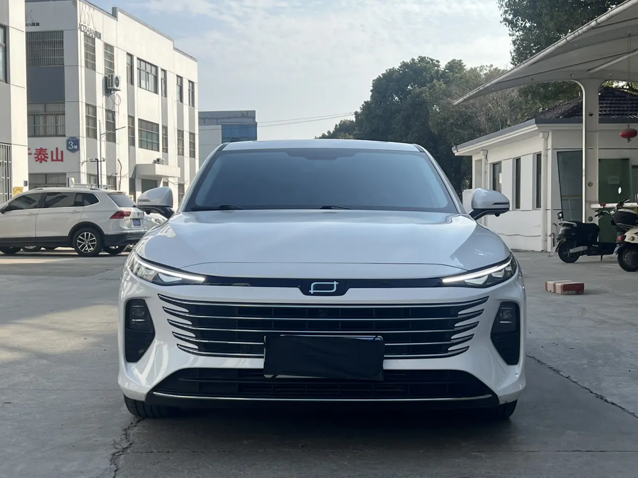 FAW Bestune B70 (Besturn B70)  из Китая