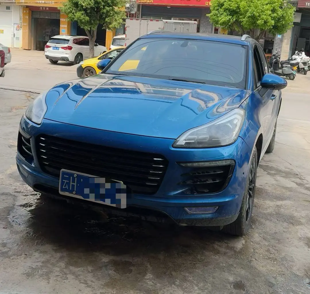 Zotye SR9