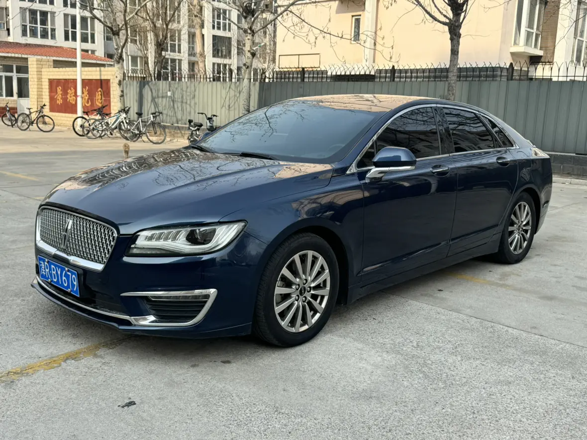 Lincoln MKZ