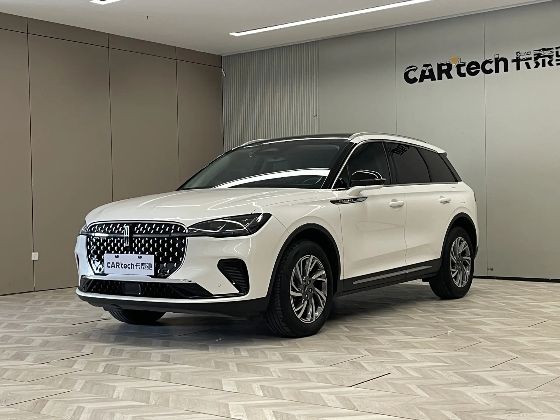 Lincoln Adventurer