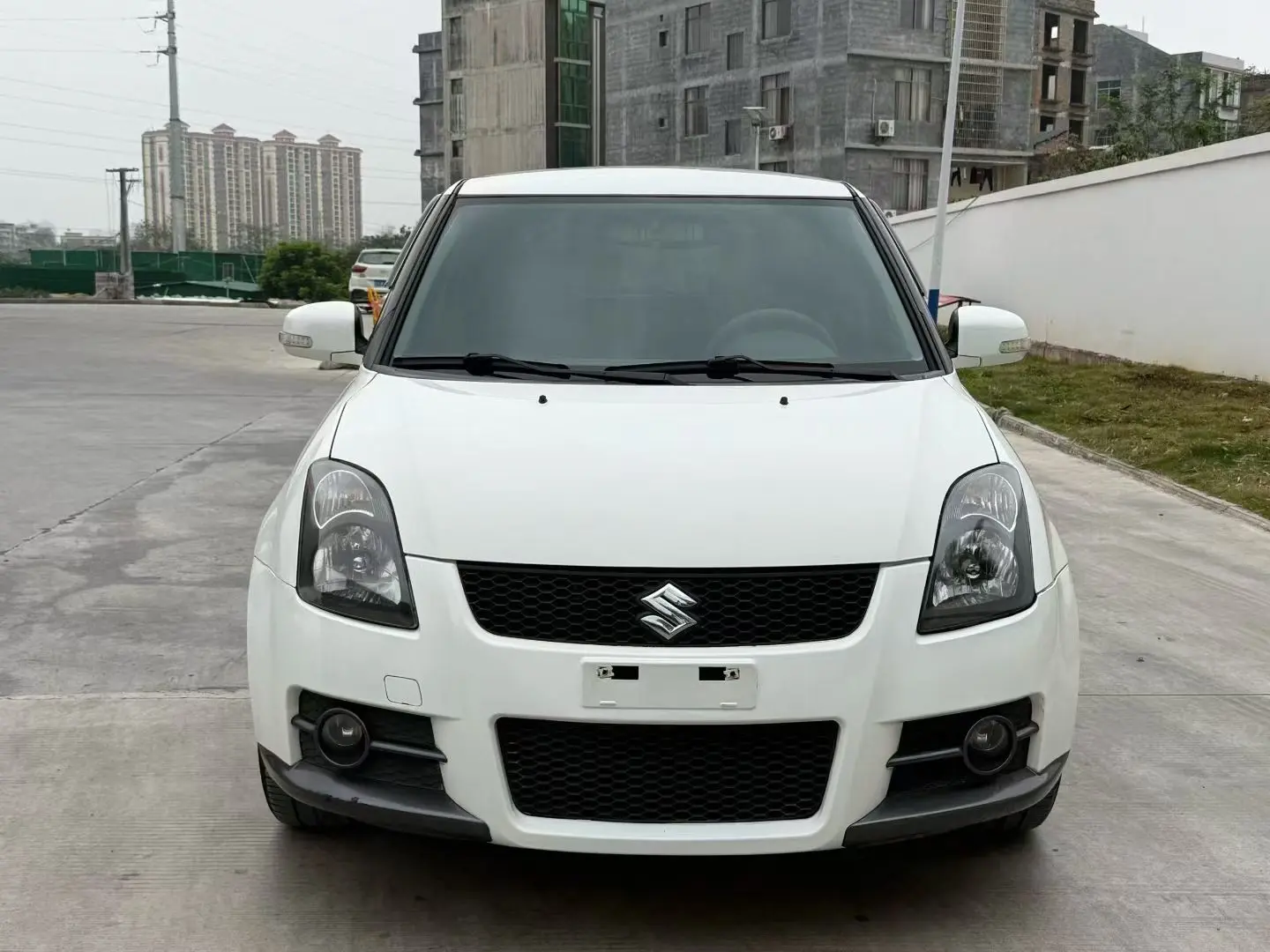 Suzuki Swift  из Китая