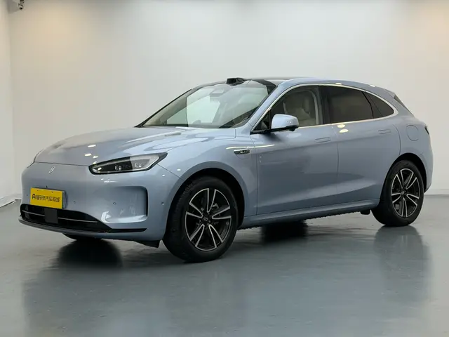 AITO M5