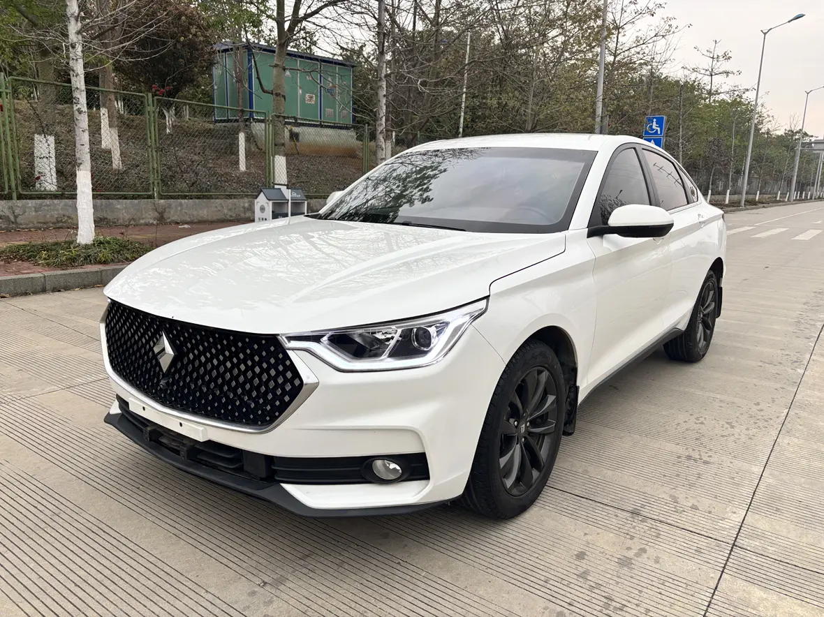 Baojun RC-6  из Китая