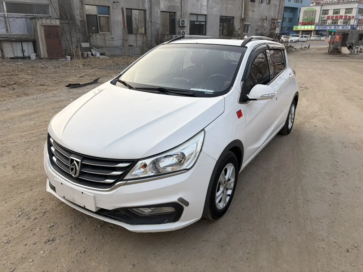 Baojun 310  из Китая