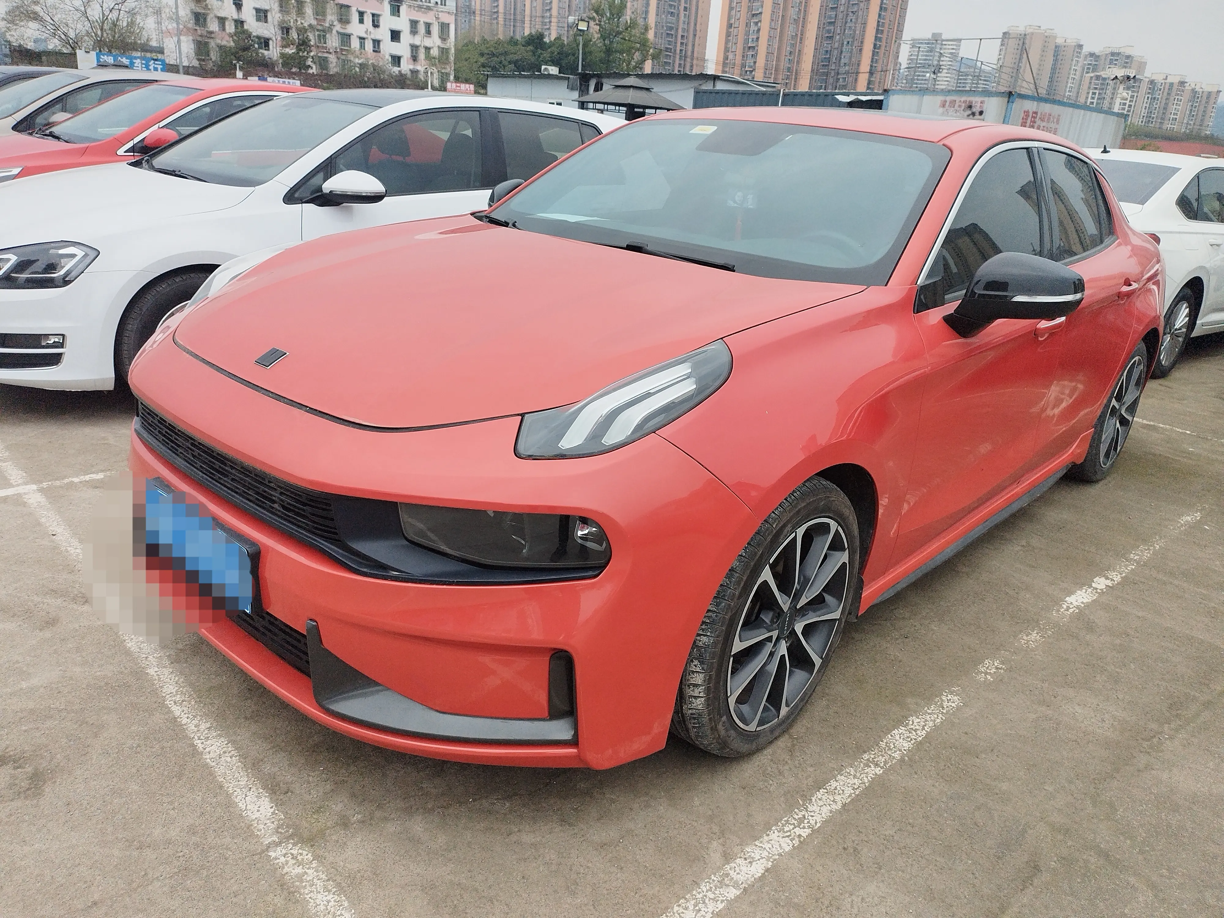 Lynk & Co 03