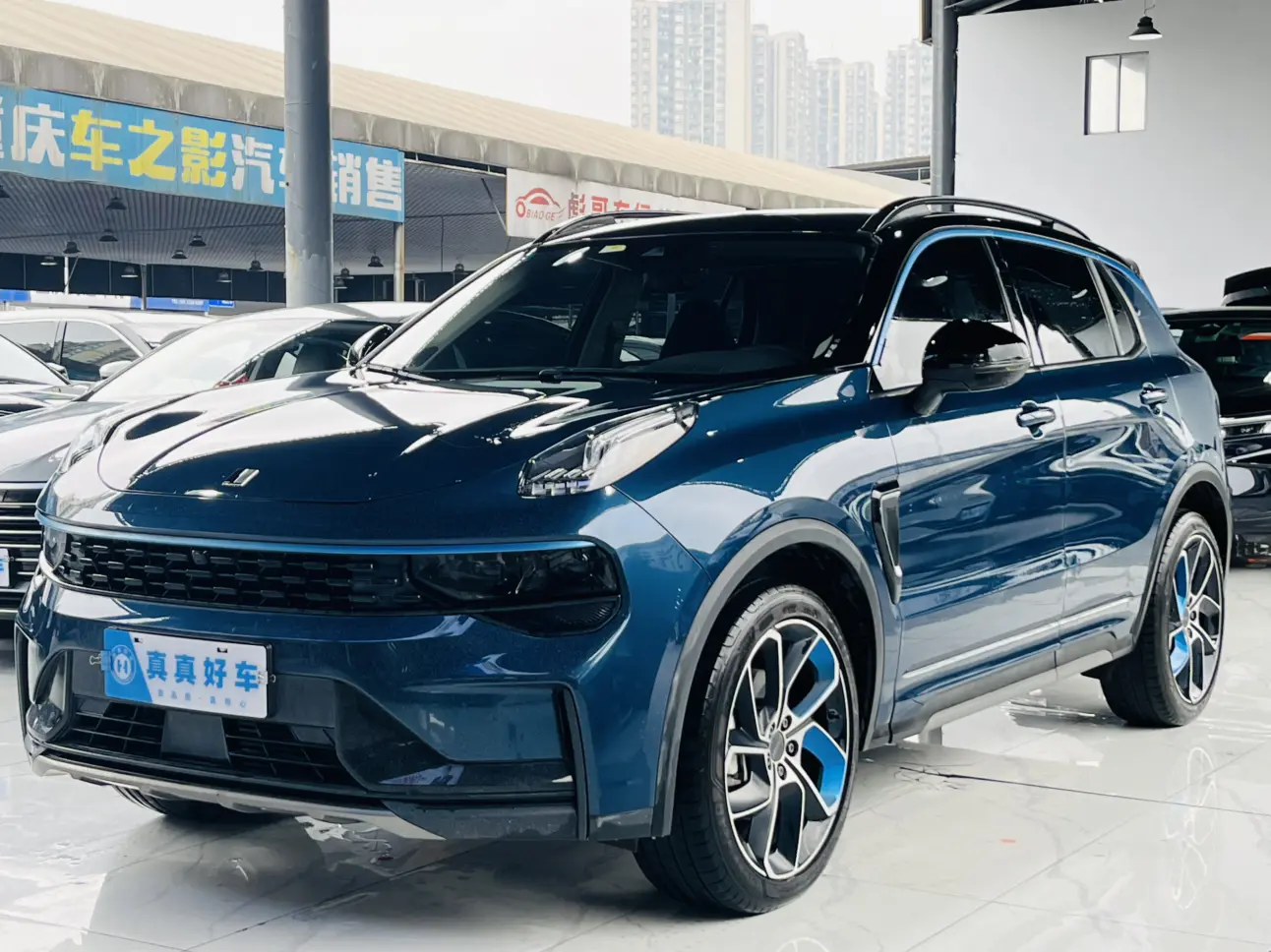 Lynk & Co 01
