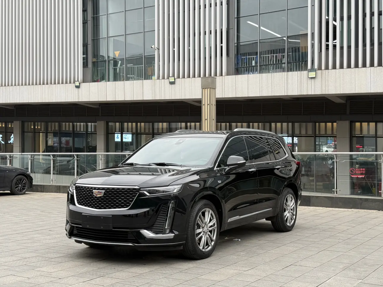 Cadillac XT6