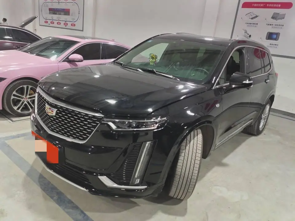 Cadillac XT6