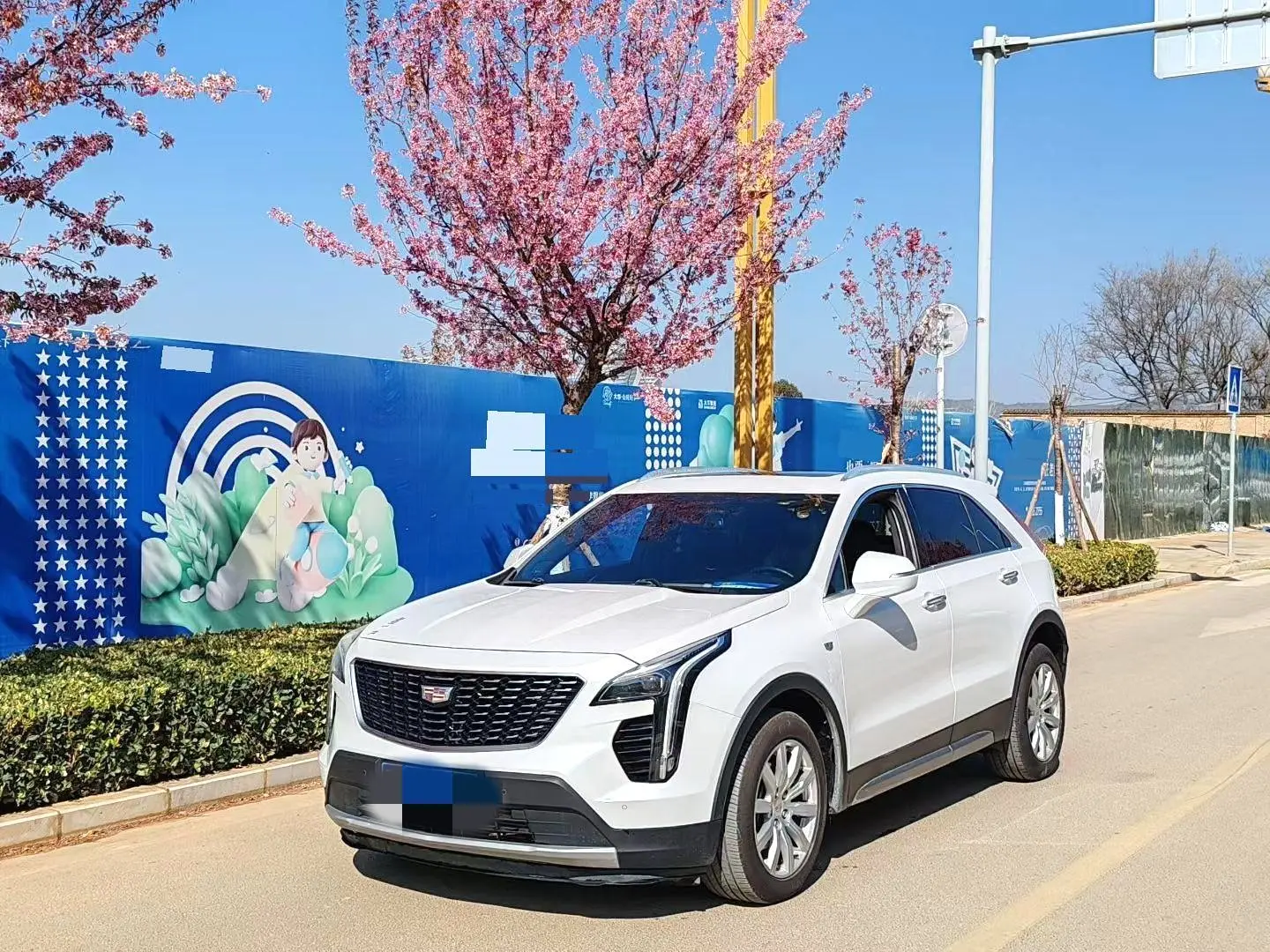 Cadillac XT4  из Китая