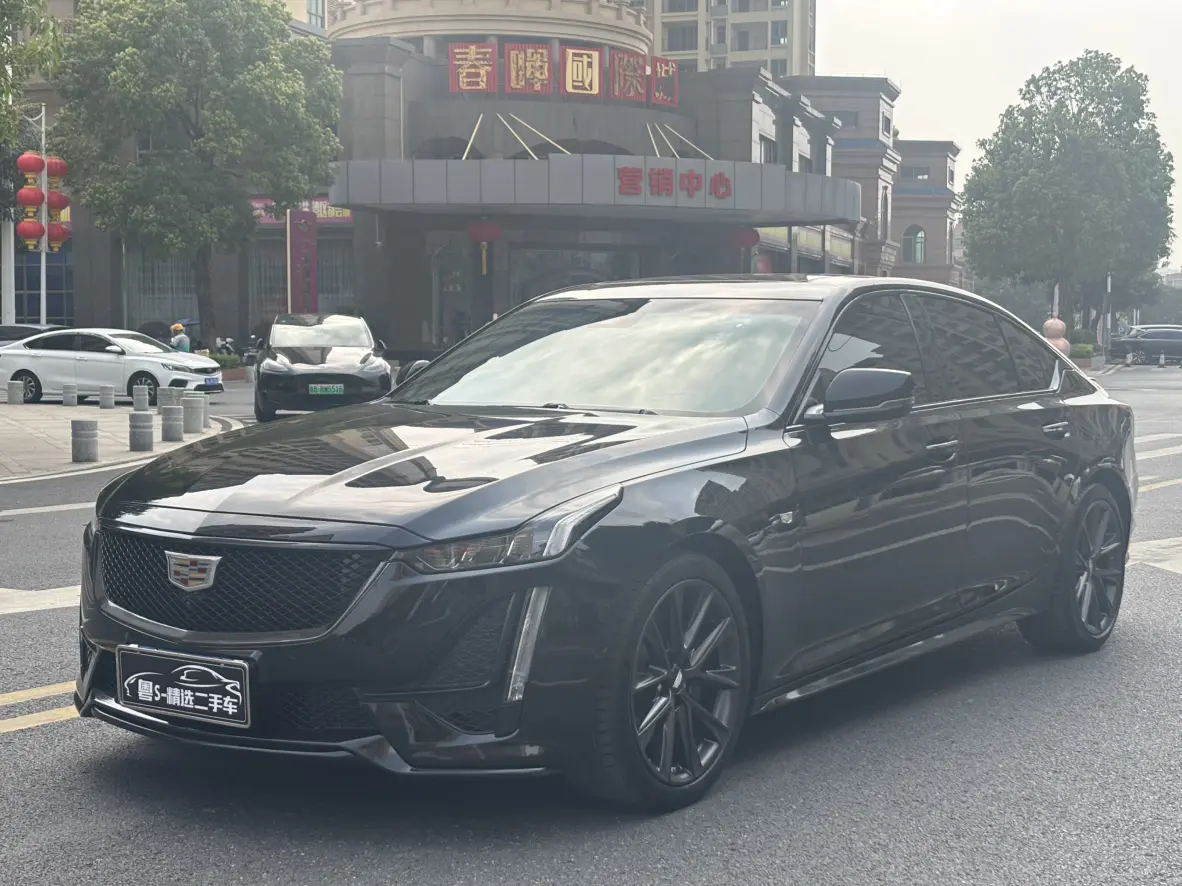 Cadillac CT5