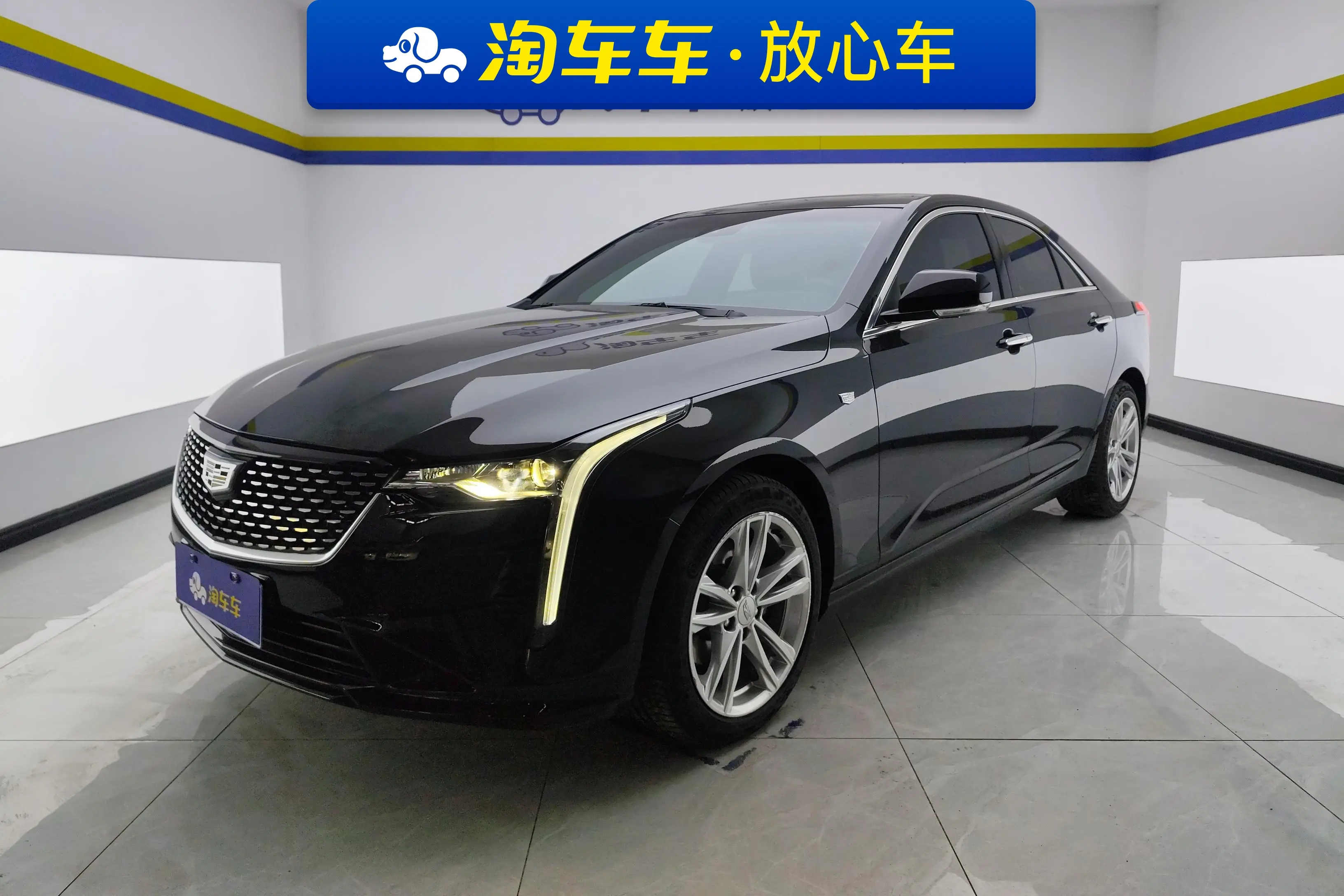 Cadillac CT4