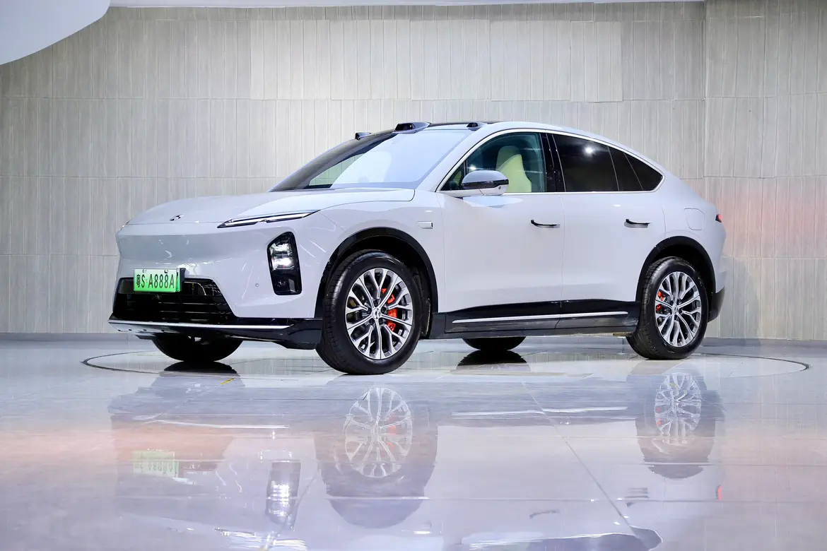 NIO EC6