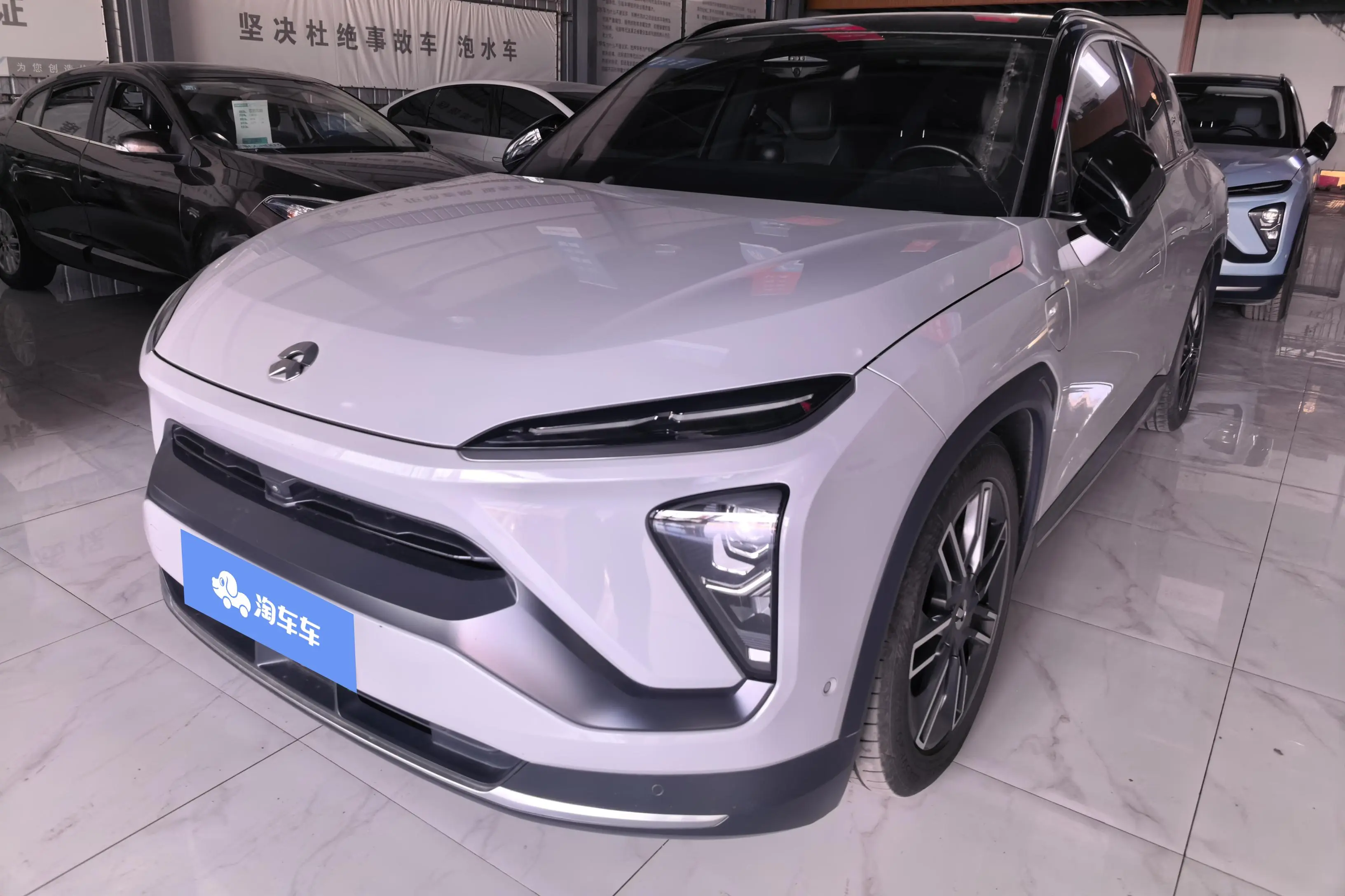 NIO ES6