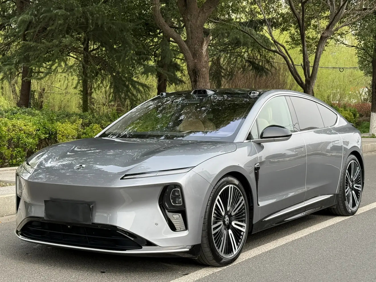 NIO ET9