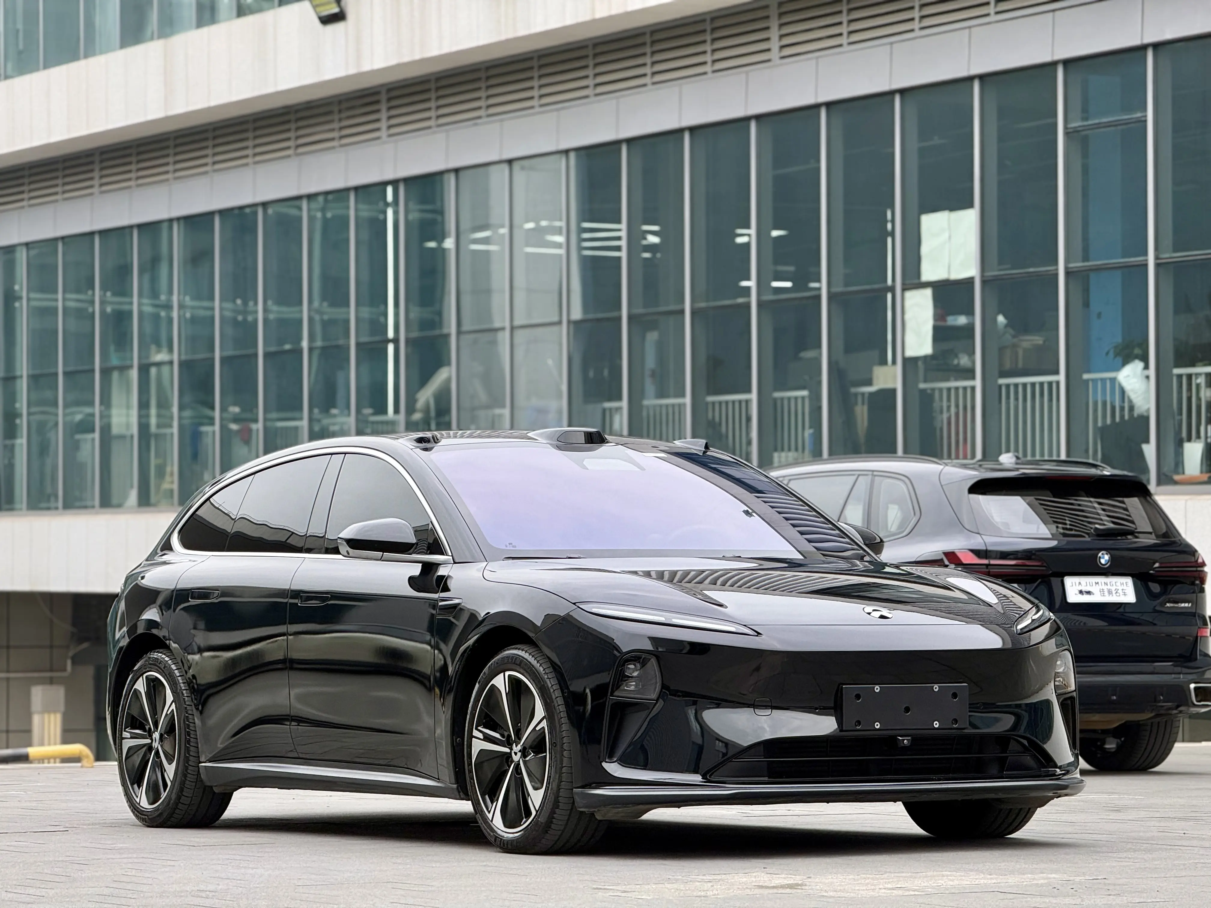 NIO ET5T
